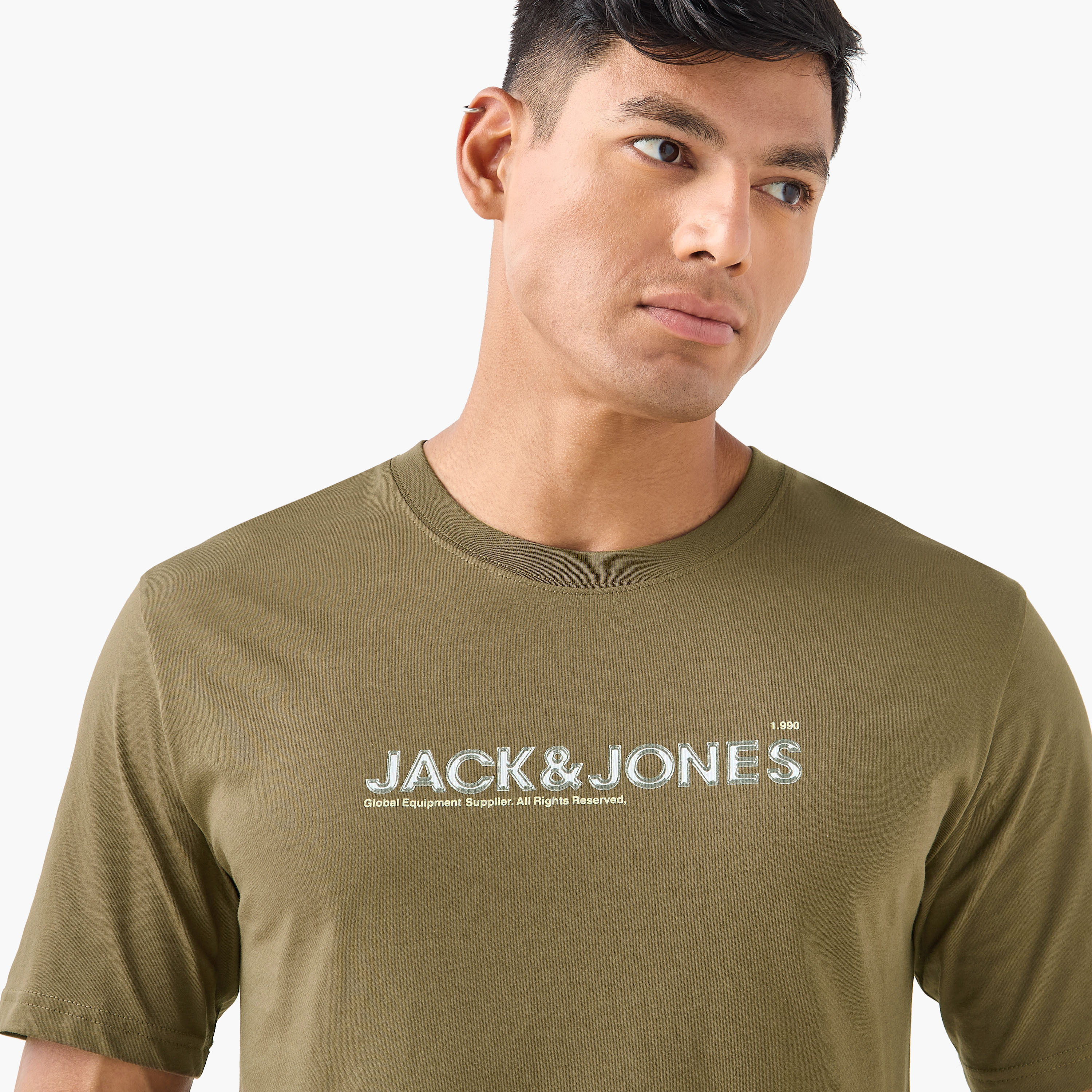 تي شيرت برقبة دائرية وأكمام قصيرة من جاك اند جونز-men-clothing-tshirtsandpolos-tshirts-image-4