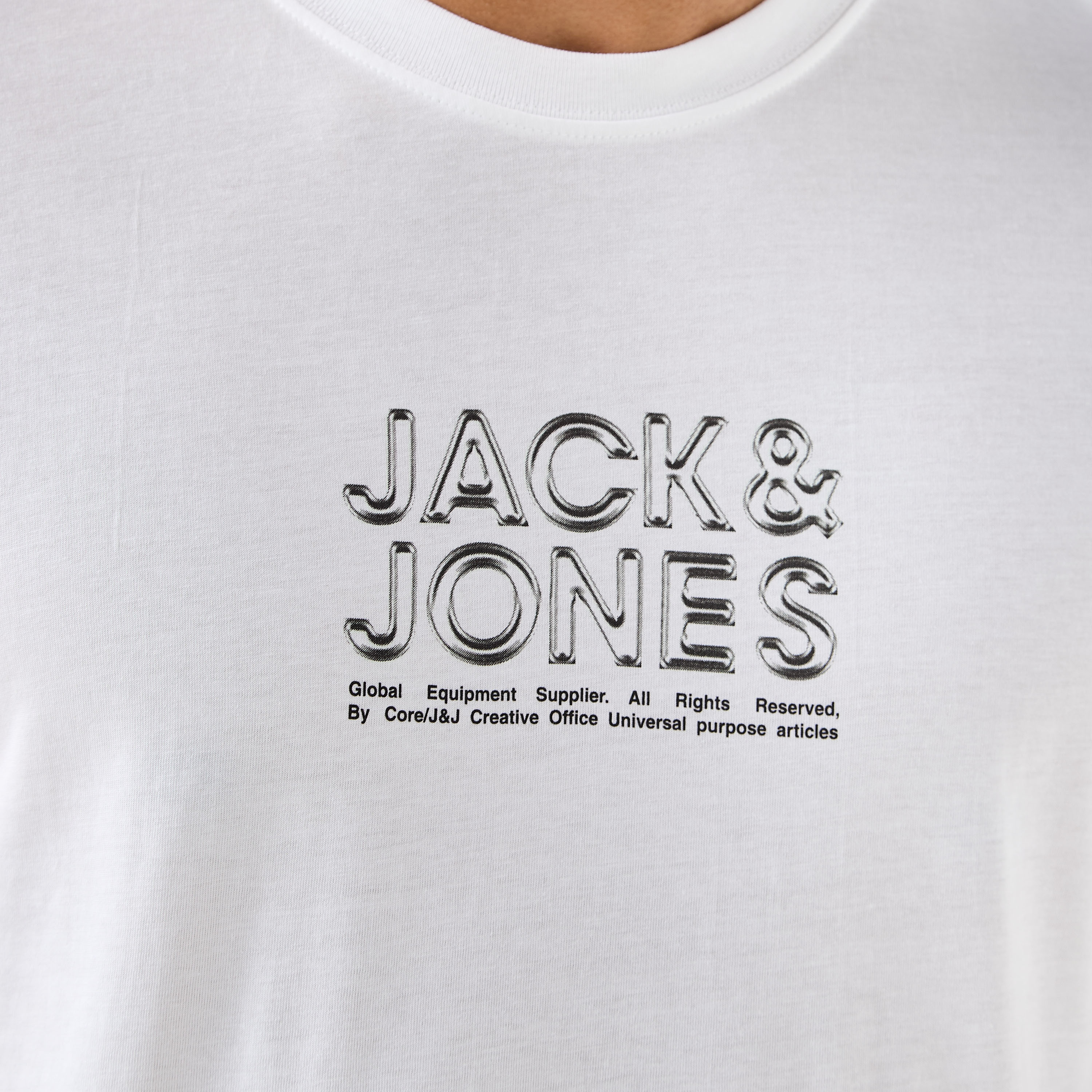 تي شيرت برقبة دائرية وأكمام قصيرة من جاك اند جونز-men-clothing-tshirtsandpolos-tshirts-image-10