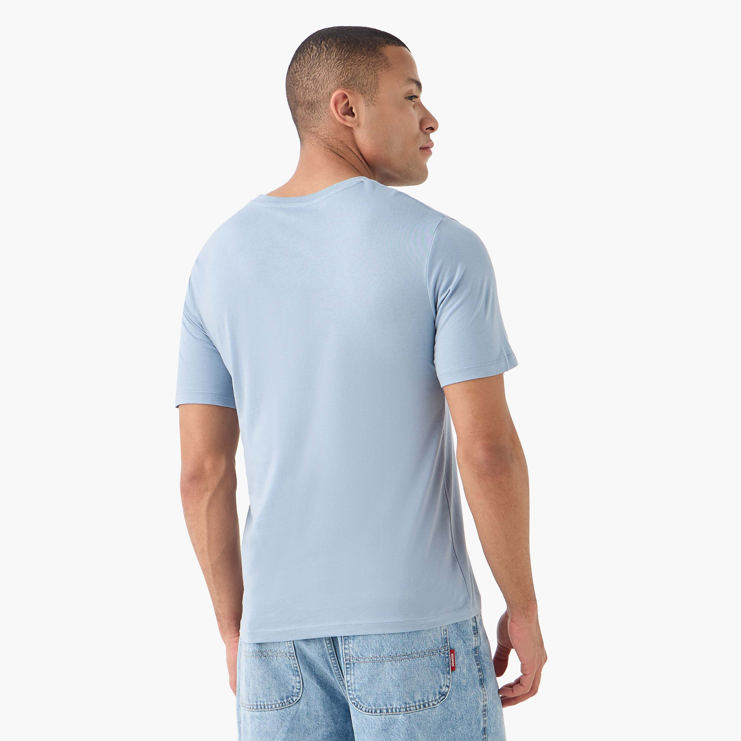 تي شيرت رجالي مطبوع برقبة دائرية وأكمام قصيرة من جاك اند جونز-men-clothing-tshirtsandpolos-tshirts-image-5
