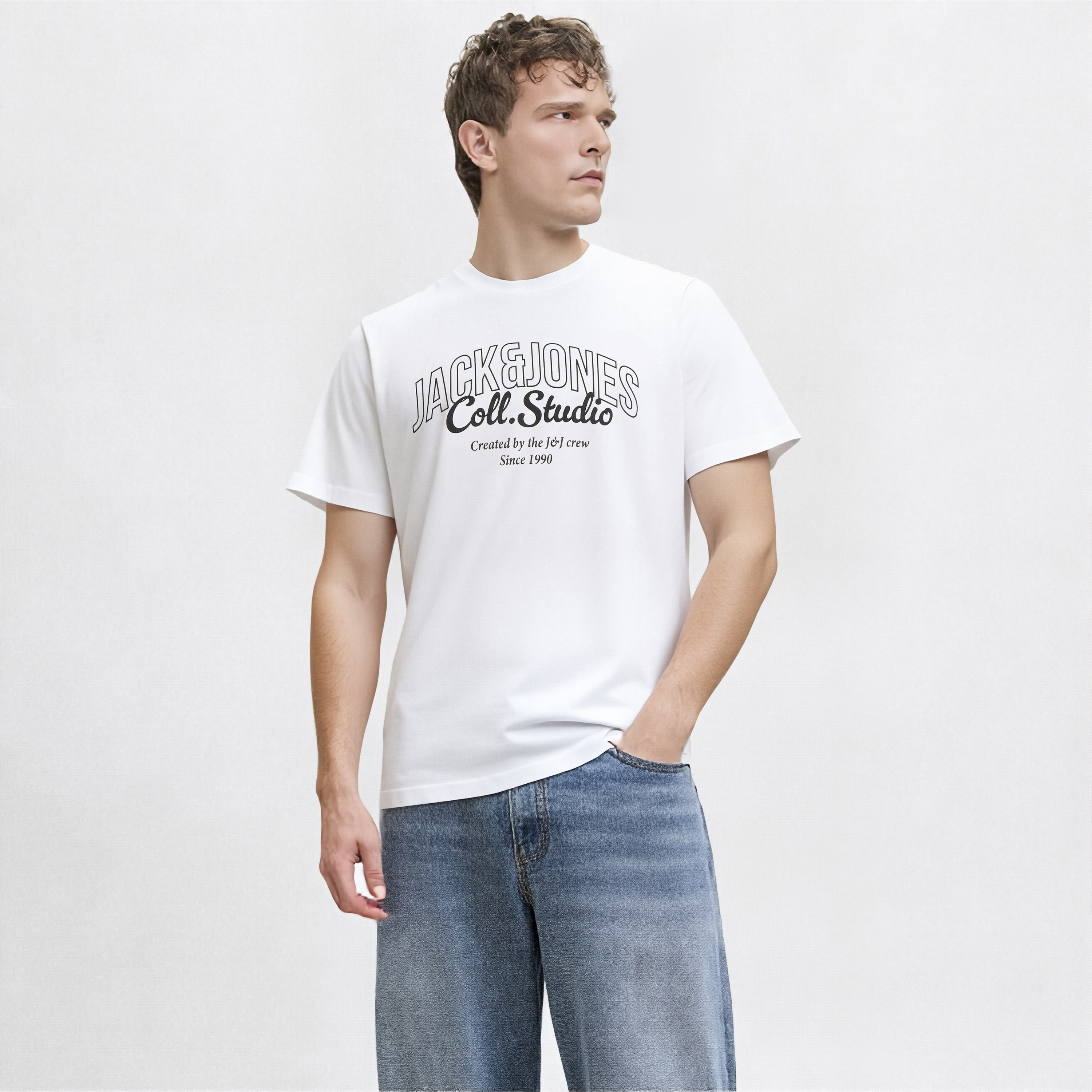 تيشيرت رجالي مطبوع بنص بياقة دائرية وأكمام قصيرة من جاك ان جونز-men-clothing-tshirtsandpolos-tshirts-image-10