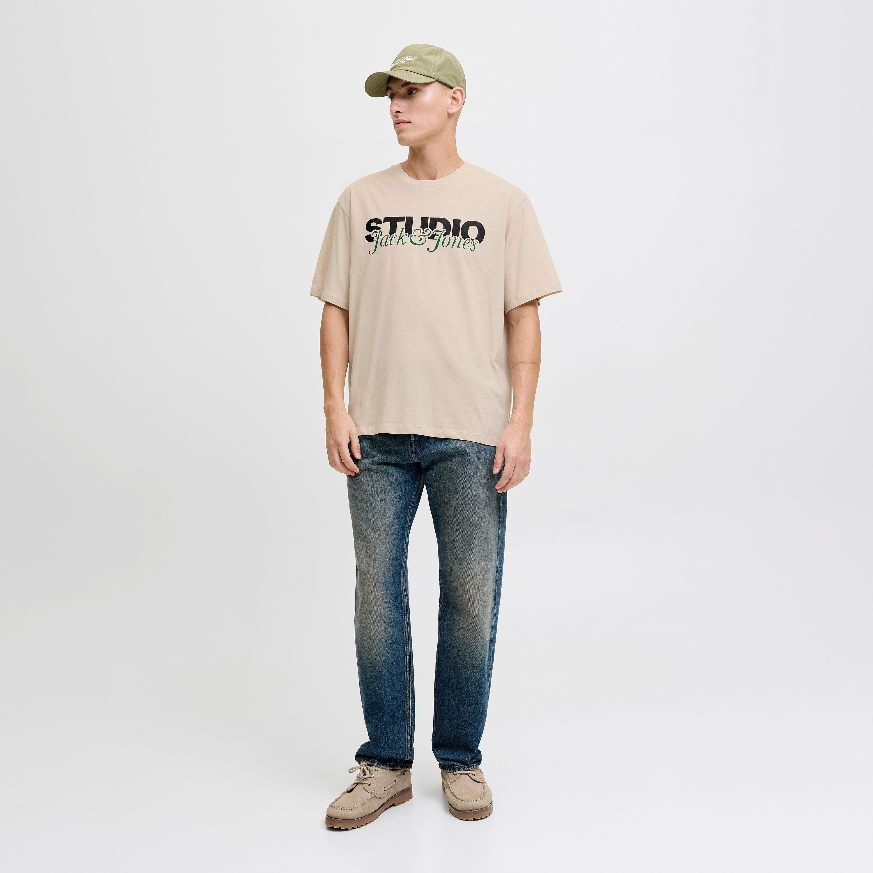 تي شيرت رجالي مطبوع بياقة دائرية وأكمام قصيرة من جاك اند جونز-men-clothing-tshirtsandpolos-tshirts-image-10