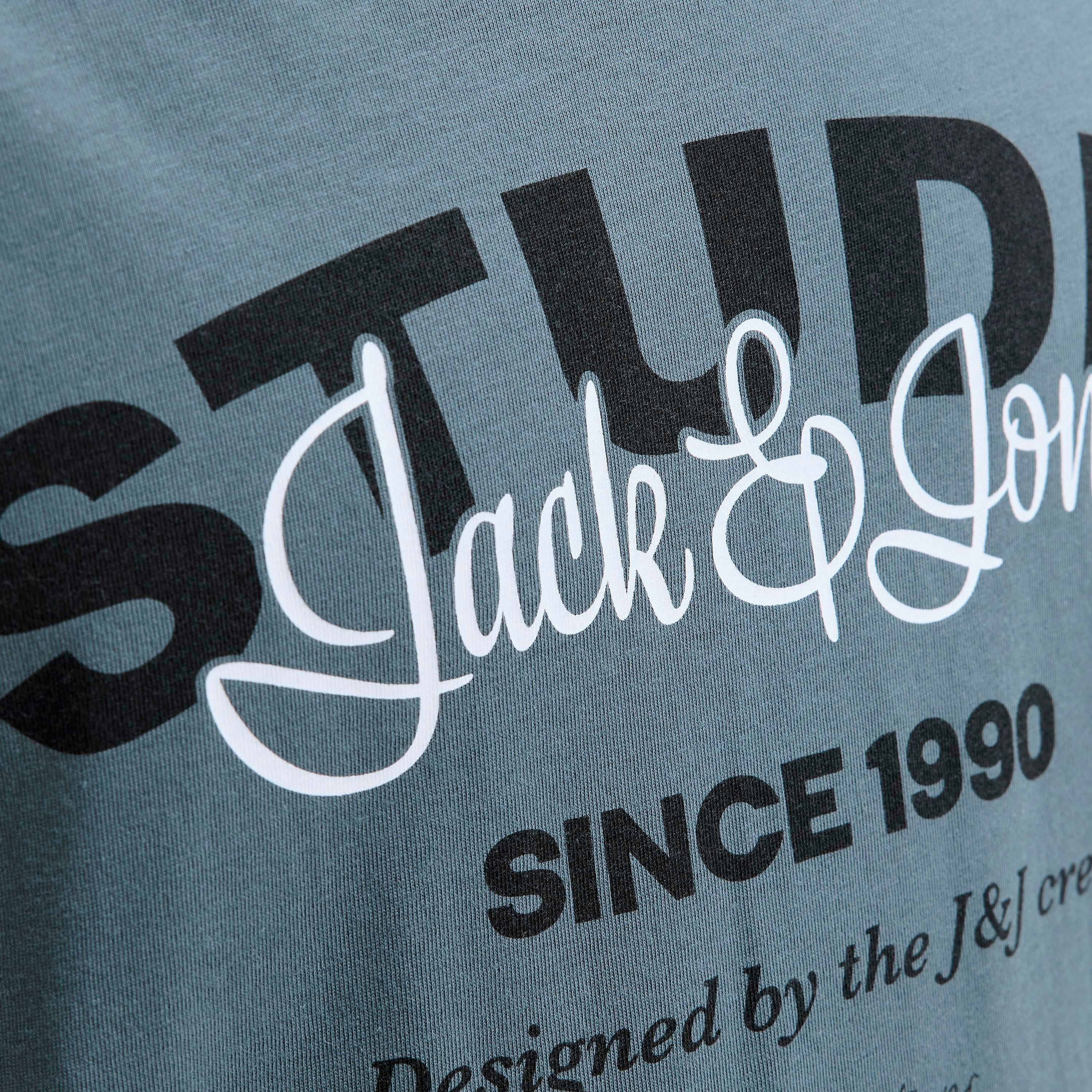 تي شيرت رجالي مطبوع بياقة دائرية وأكمام قصيرة من جاك اند جونز-men-clothing-tshirtsandpolos-tshirts-image-15