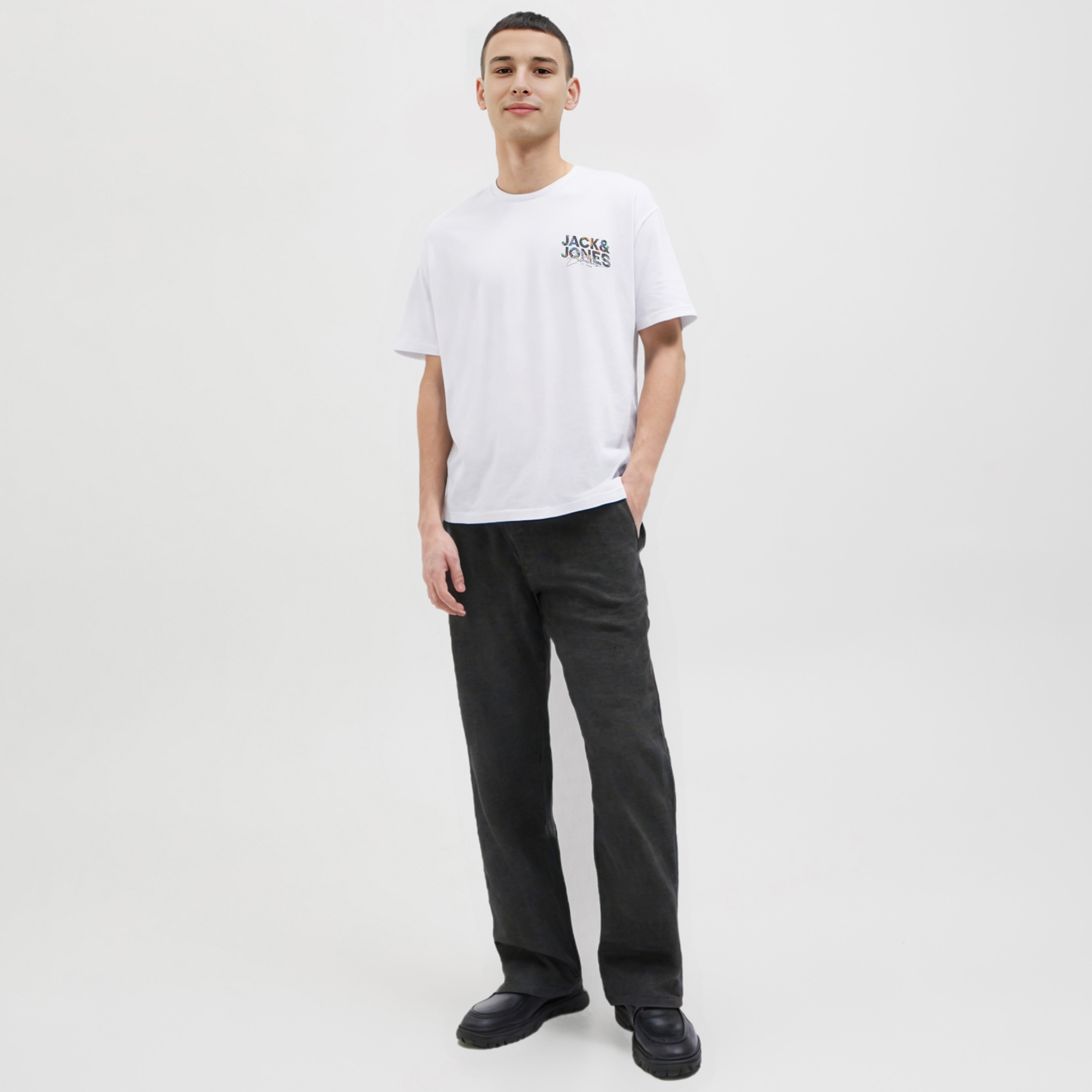 Jack & Jones Plain Crew Neck Short Sleeves Men's T-Shirt-men-clothing-tshirtsandpolos-tshirts-image-2
