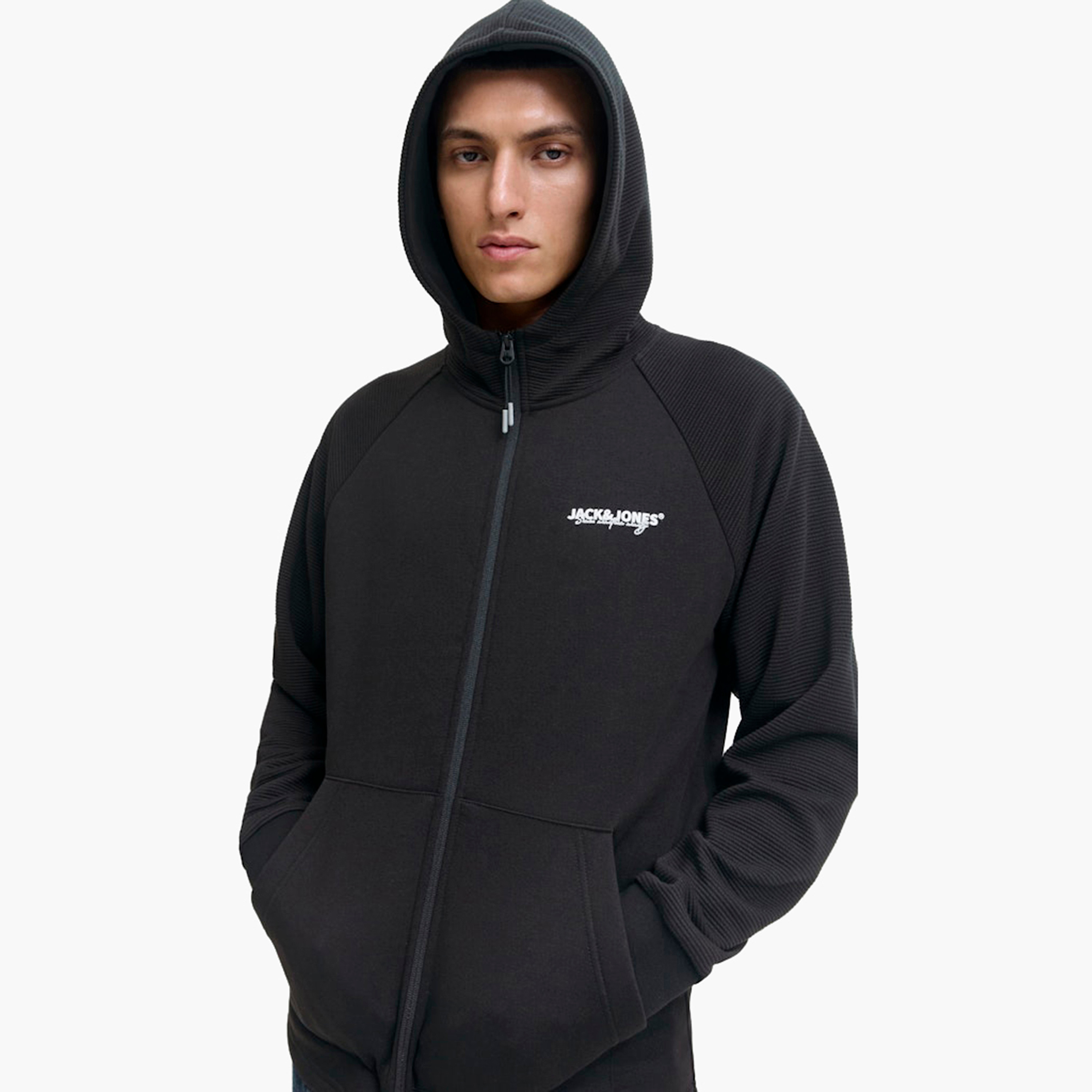 هودي رجالي سادة بأكمام طويلة وسحاب من جاك آند جونز-men-winterwear-hoodiesandsweatshirts-image-5