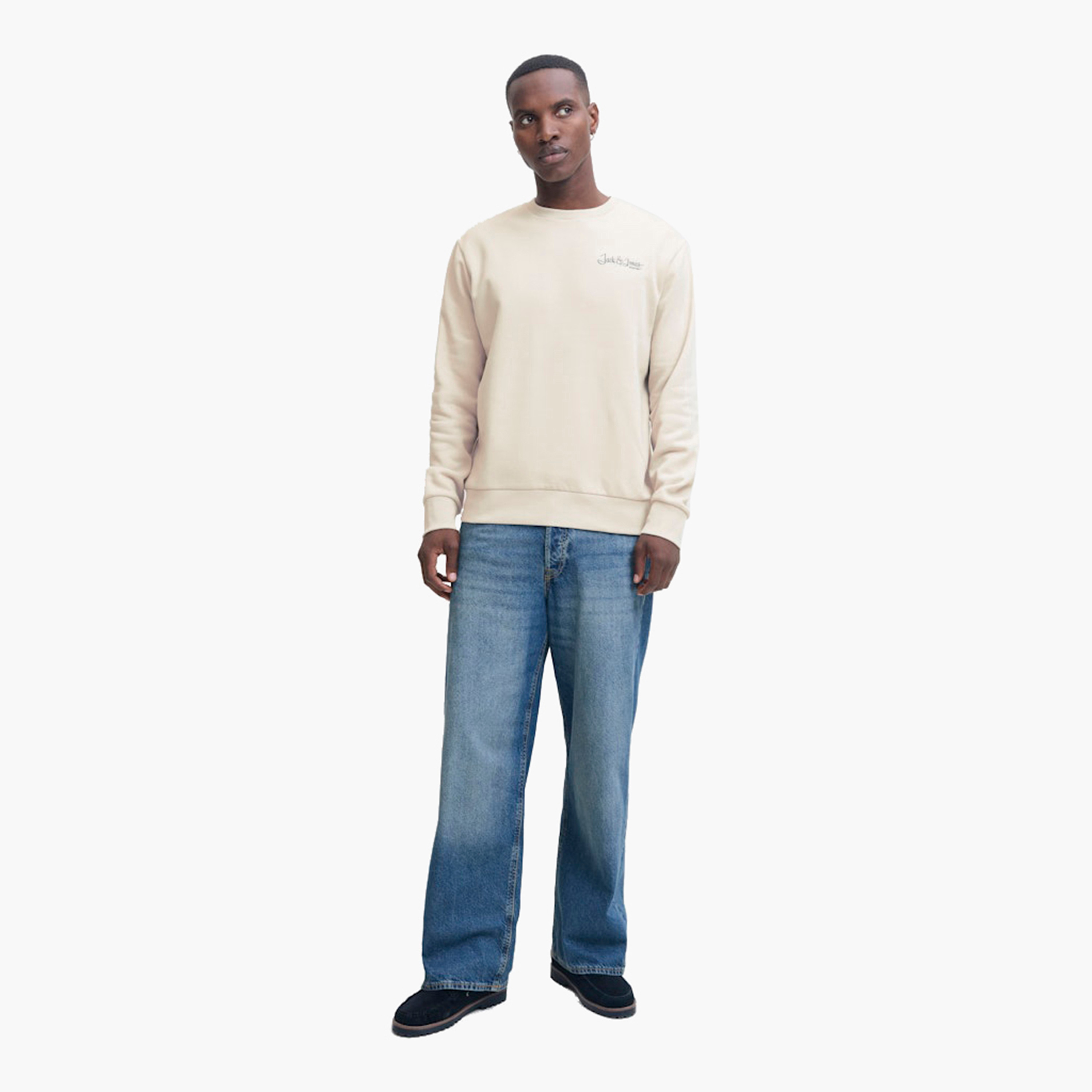 سويت شيرت رجالي مطبوع بياقة دائرية وأكمام طويلة من جاك آند جونز-men-winterwear-hoodiesandsweatshirts-image-7