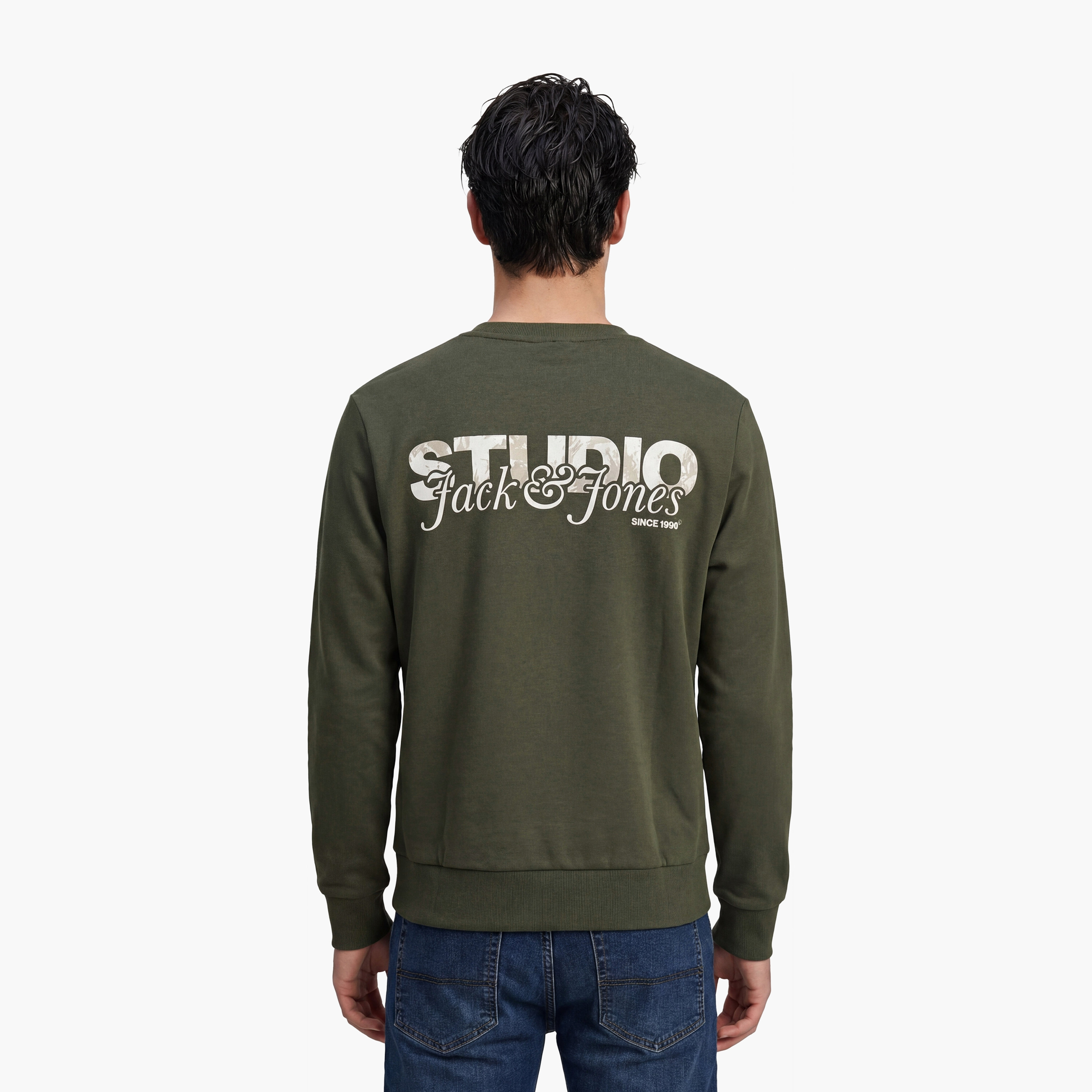 سويت شيرت رجالي مطبوع بياقة دائرية وأكمام طويلة من جاك آند جونز-men-winterwear-hoodiesandsweatshirts-image-14