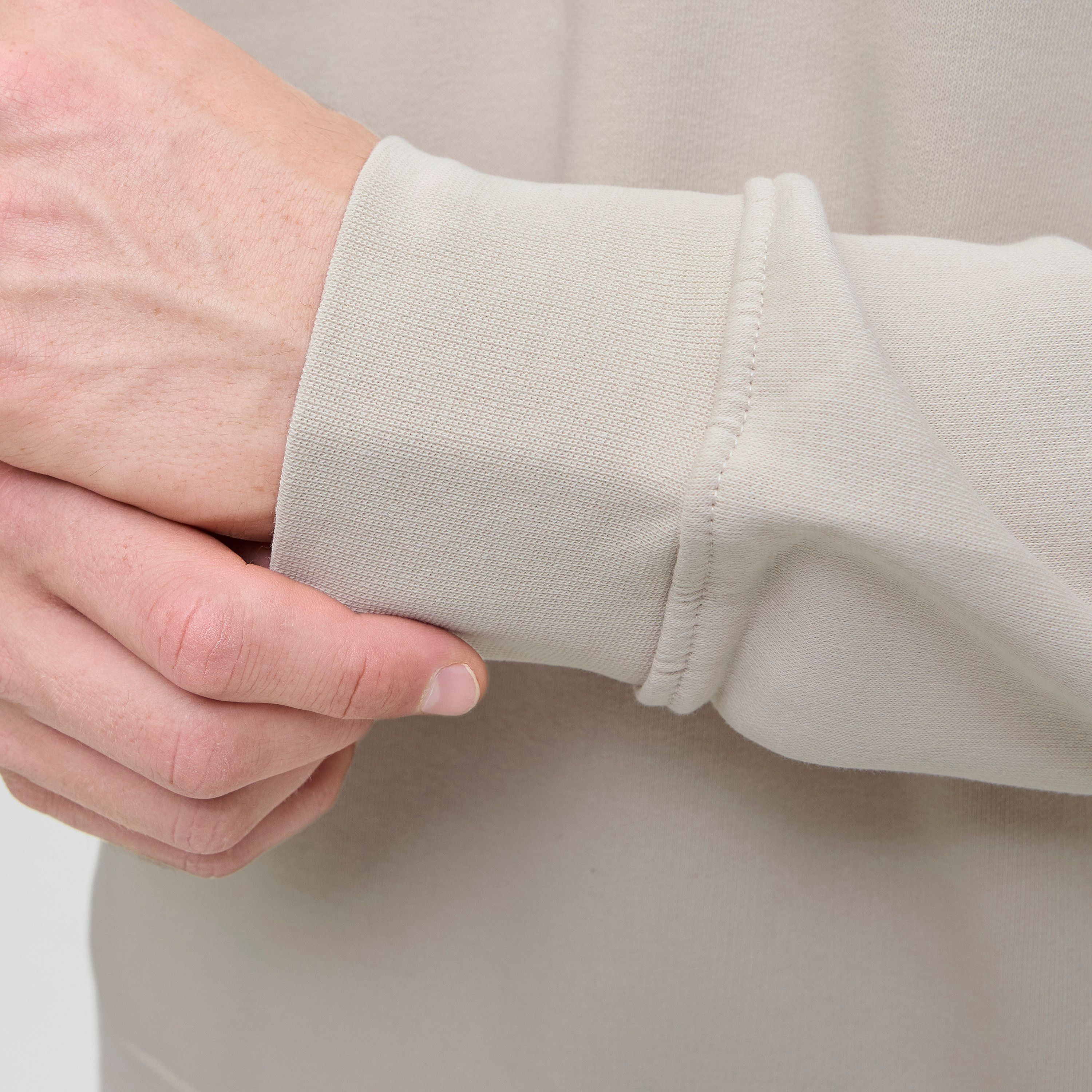 كنزة صوفية رجالية سادة بياقة عالية وأكمام طويلة من جاك ان جونز-men-winterwear-hoodiesandsweatshirts-image-7