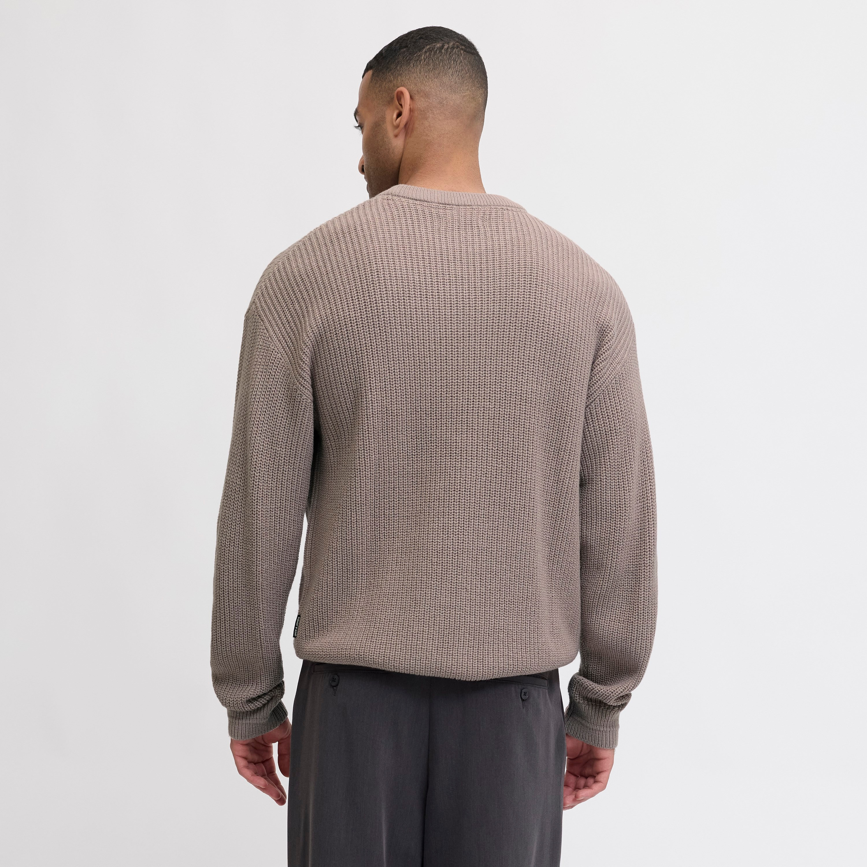 كنزة صوفية (بلوفر) رجالية جاك آند جونز محبوكة بياقة مستديرة وأكمام طويلة-men-clothing-sweatersandpullovers-image-4