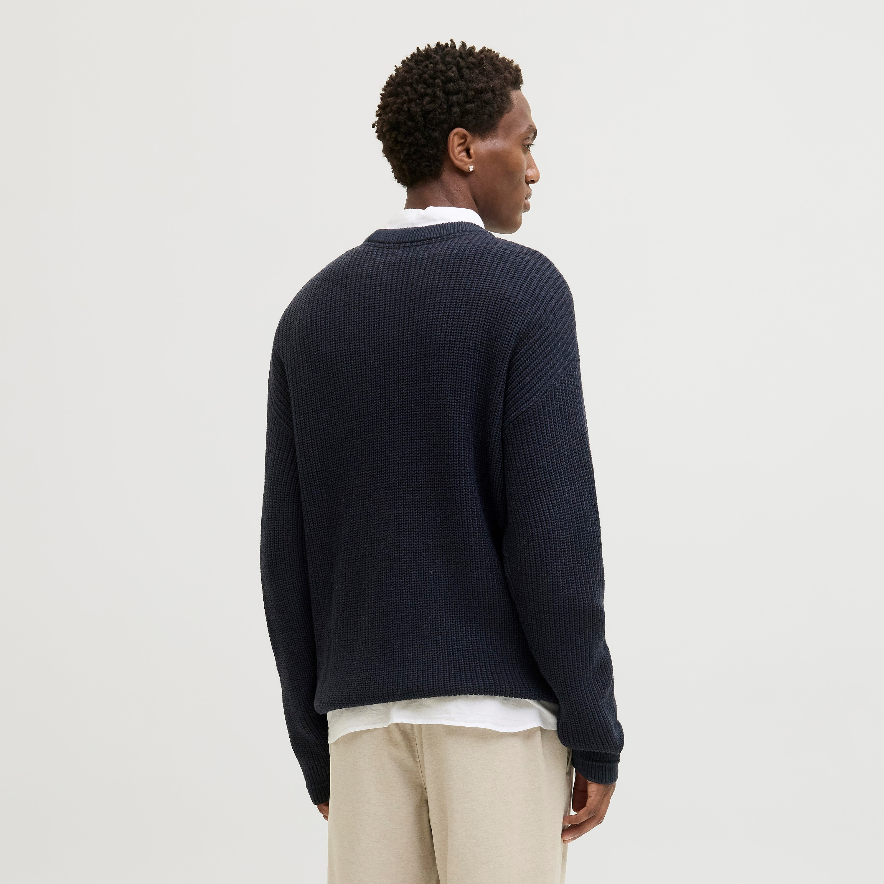 كنزة صوفية (بلوفر) رجالية جاك آند جونز محبوكة بياقة مستديرة وأكمام طويلة-men-clothing-sweatersandpullovers-image-12