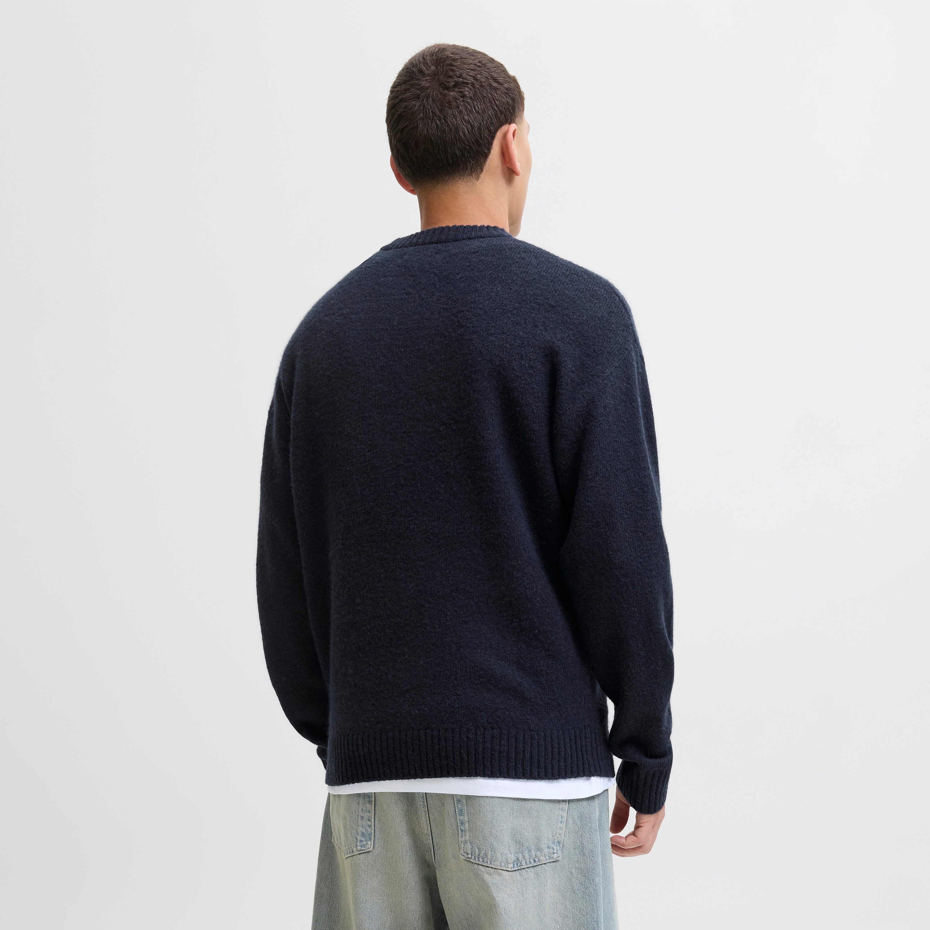 كنزة صوفية (بلوفر) رجالية جاك آند جونز محبوكة بياقة مستديرة وأكمام طويلة-men-clothing-sweatersandpullovers-image-12