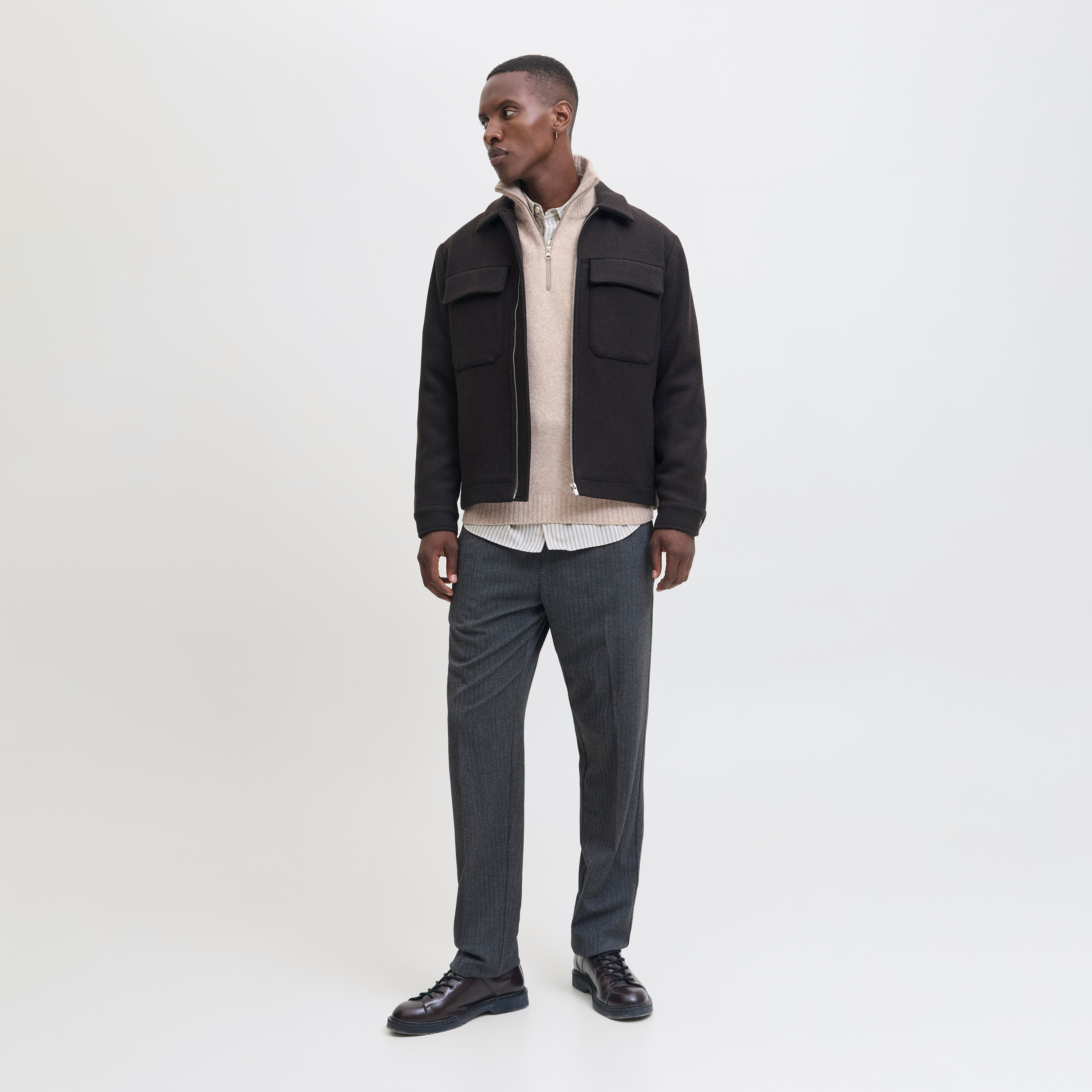 كنزة صوفية (بلوفر) رجالية جاك آند جونز محبوكة بياقة عالية ونصف سحاب-men-clothing-sweatersandpullovers-image-2