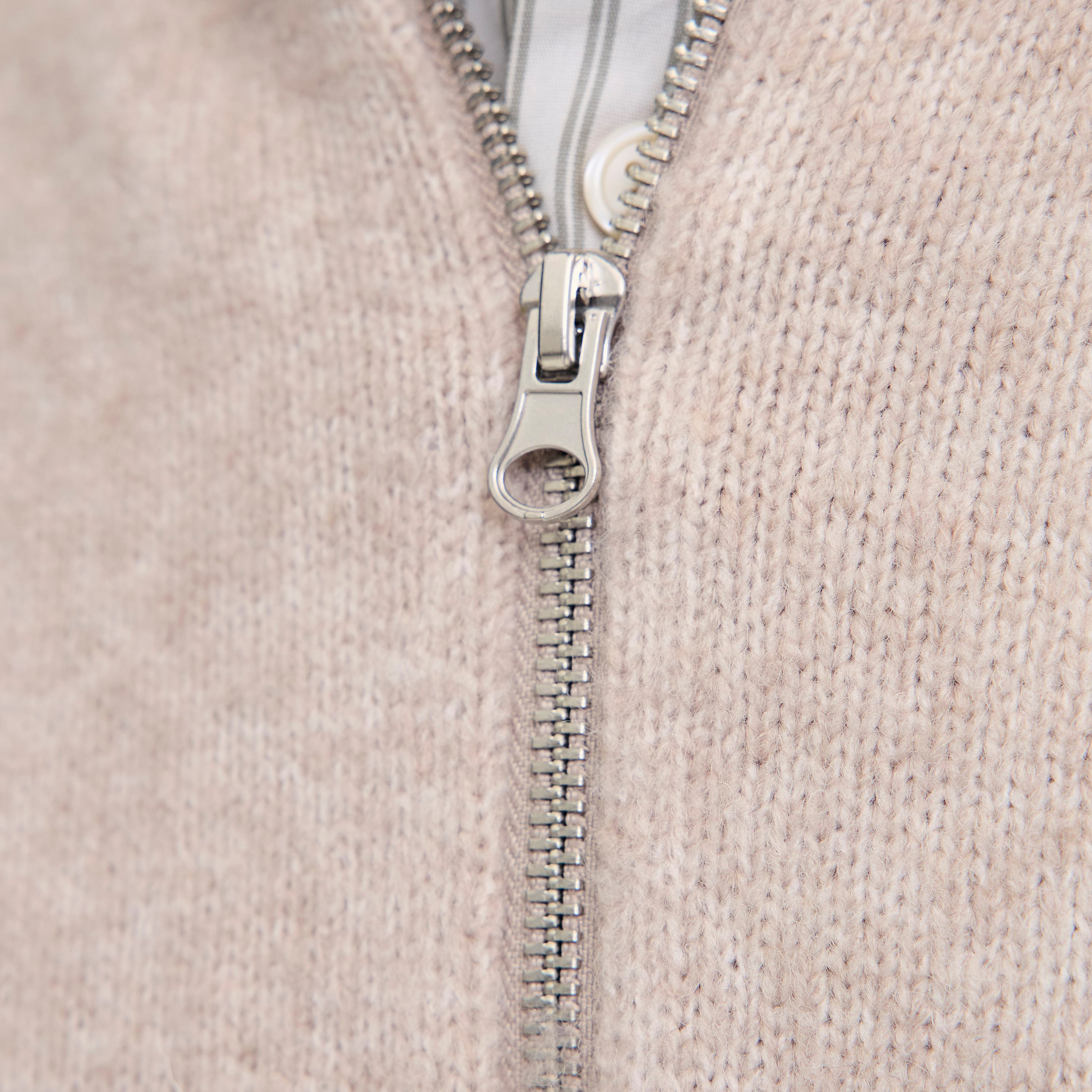 كنزة صوفية (بلوفر) رجالية جاك آند جونز محبوكة بياقة عالية ونصف سحاب-men-clothing-sweatersandpullovers-image-3
