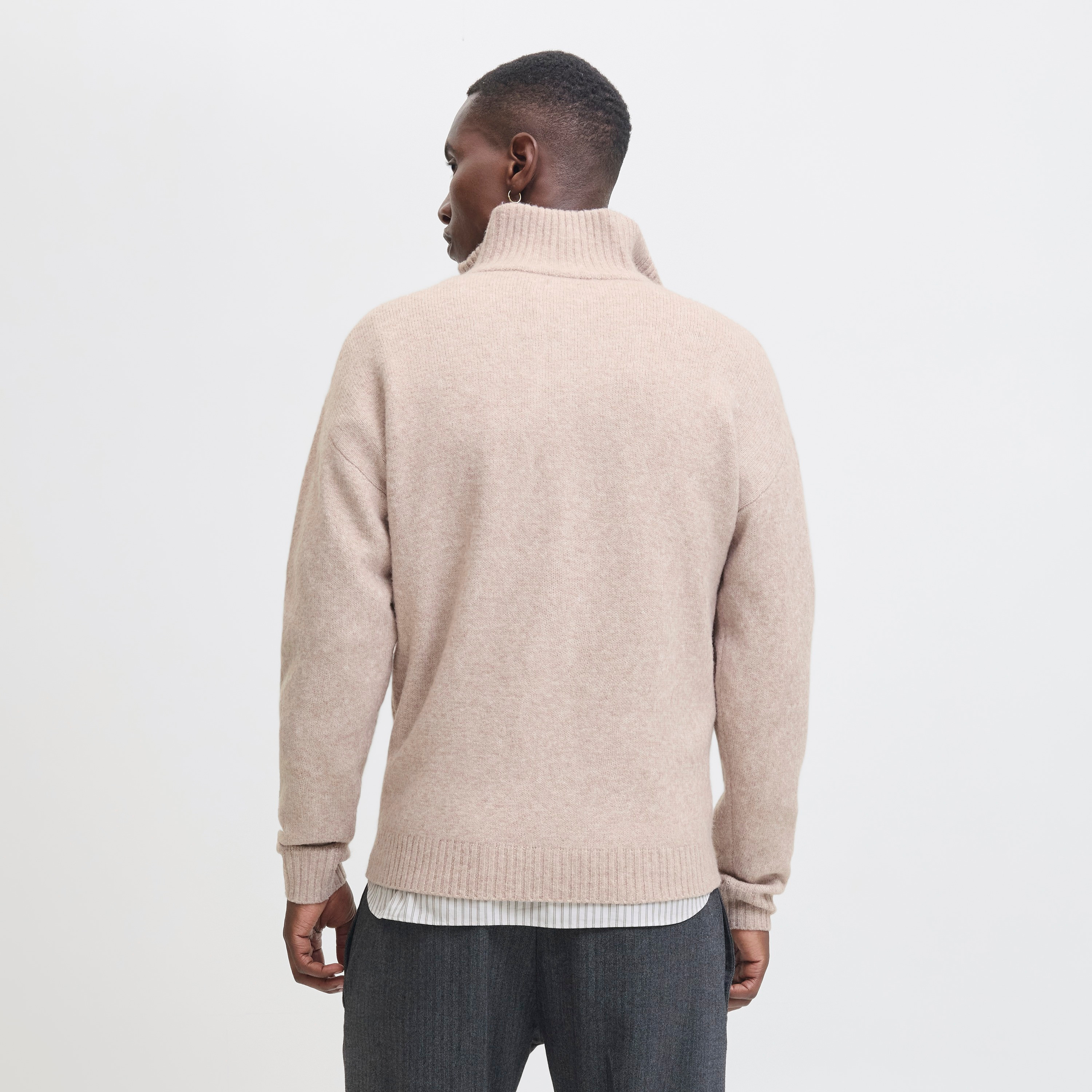 كنزة صوفية (بلوفر) رجالية جاك آند جونز محبوكة بياقة عالية ونصف سحاب-men-clothing-sweatersandpullovers-image-4