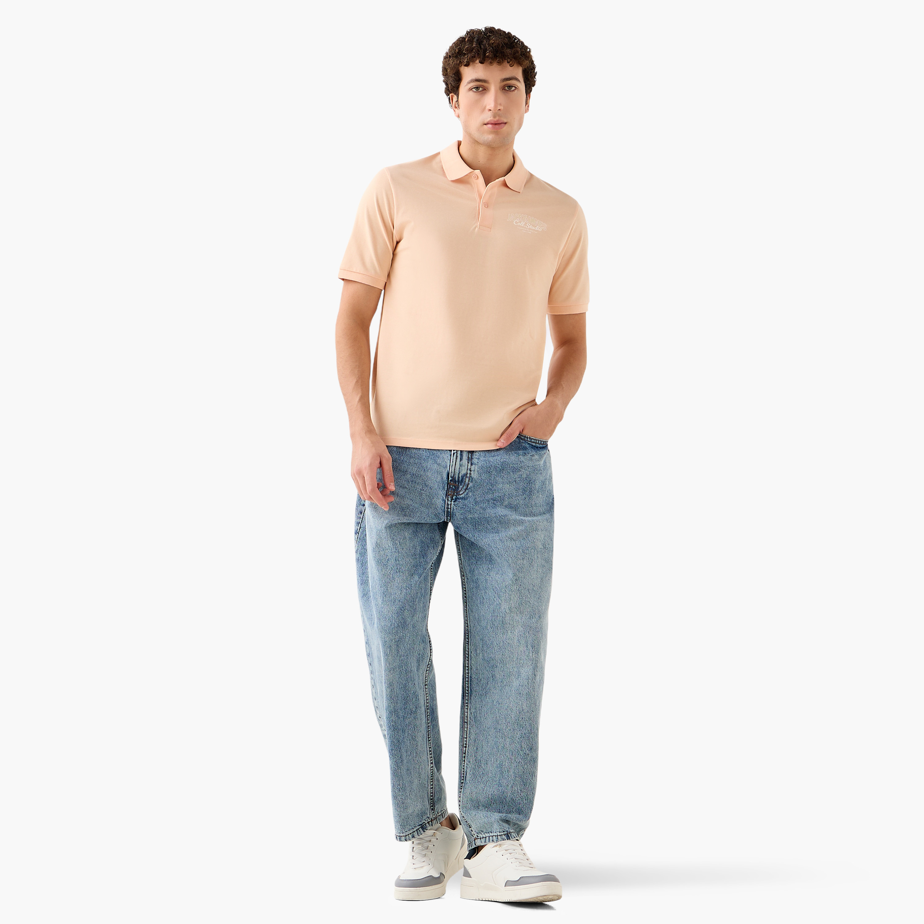 تيشيرت بولو سادة بأكمام قصيرة وياقة دائرية من جاك آند جونز-men-clothing-tshirtsandpolos-polos-image-12