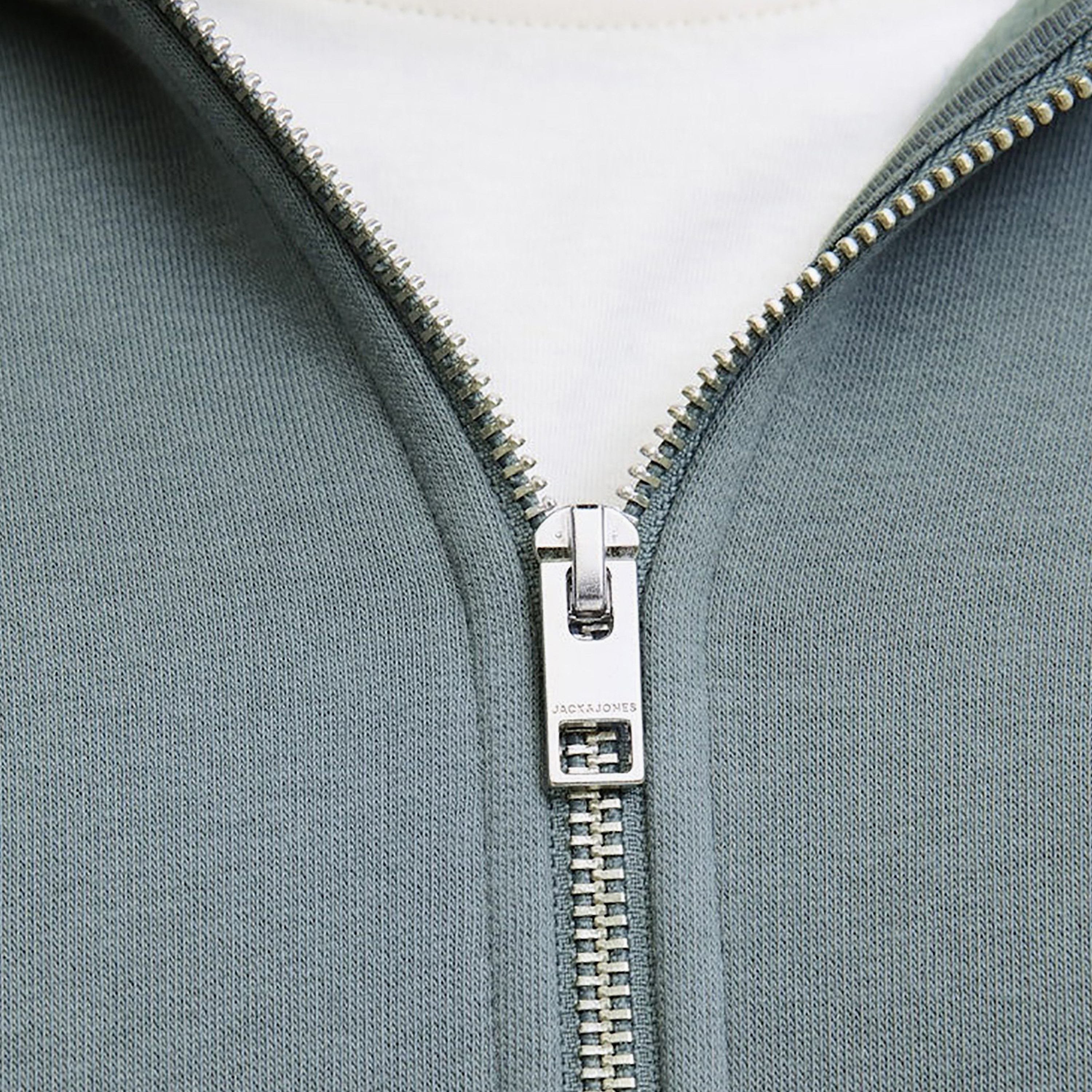 هودي رجالي بسحاب سادة بلص من جاك اند جونز-men-winterwear-hoodiesandsweatshirts-image-13