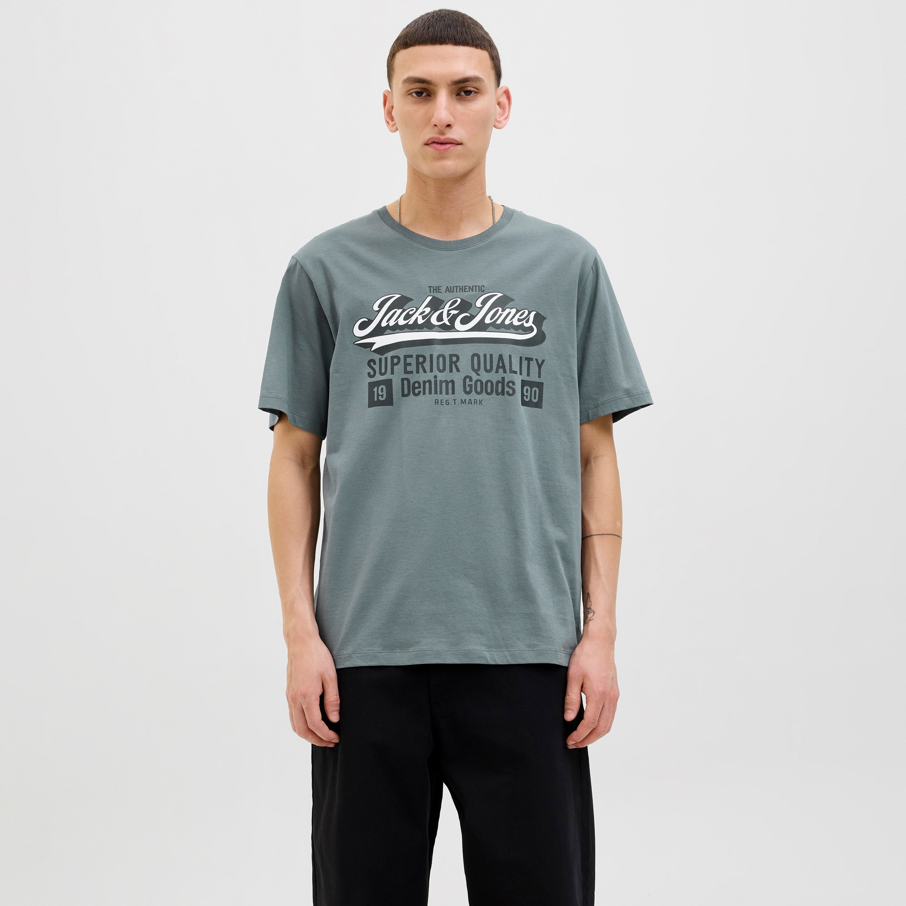 تيشيرت رجالي مطبوع برسومات بياقة دائرية وأكمام قصيرة من جاك ان جونز-men-clothing-tshirtsandpolos-tshirts-image-5