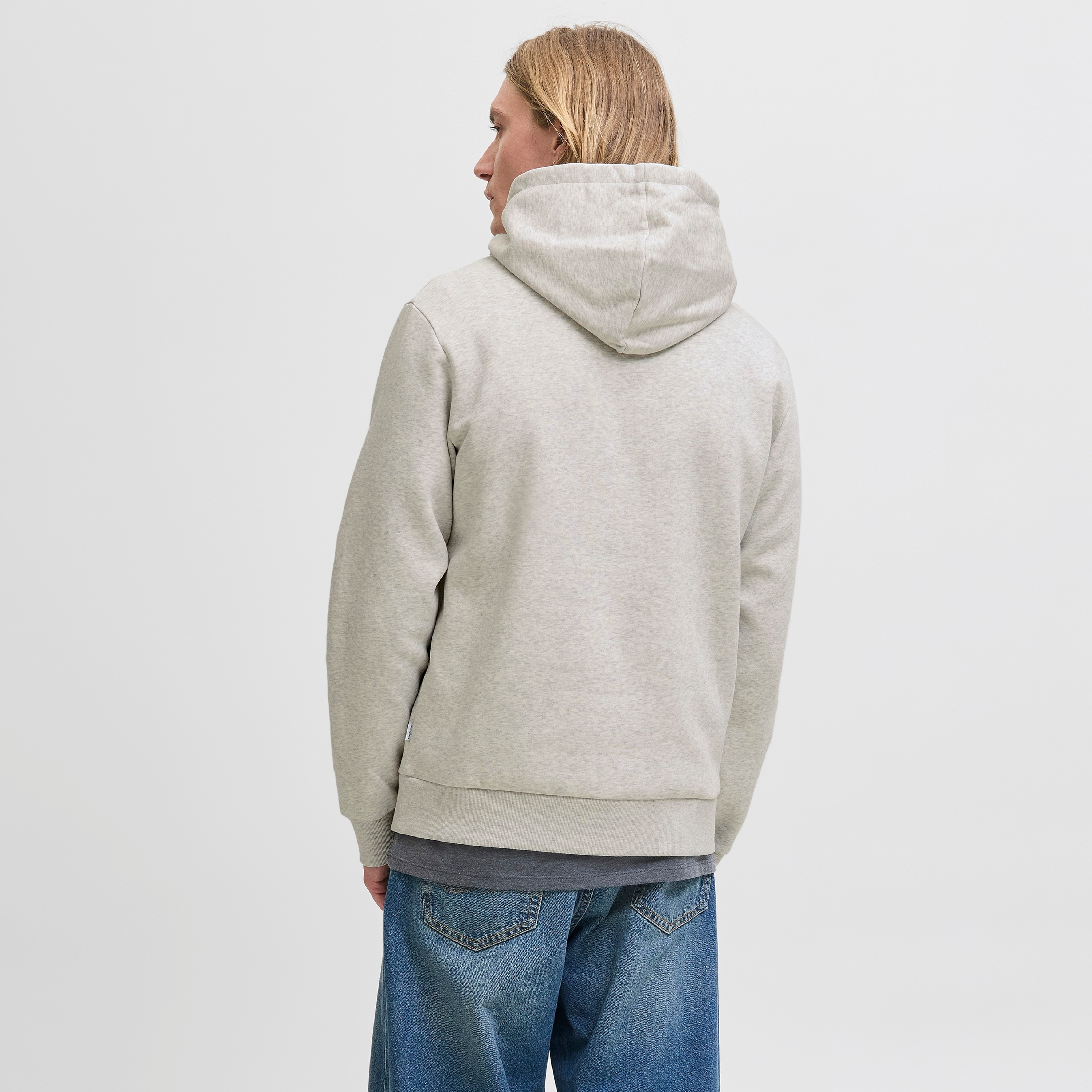 كنزة صوفية رجالية مطبوعة برسومات بقلنسوة وأكمام طويلة من جاك ان جونز-men-winterwear-hoodiesandsweatshirts-image-12