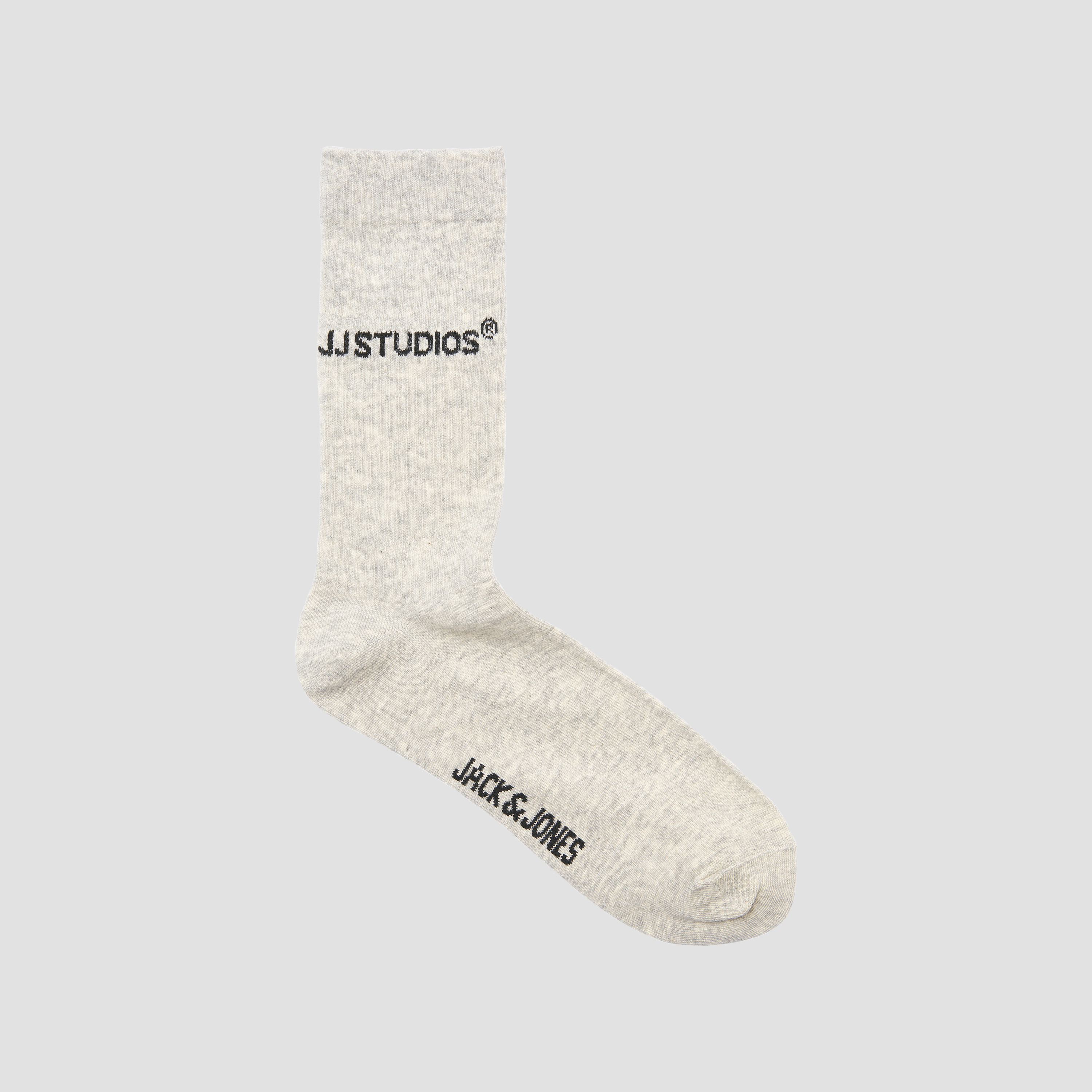 طقم 3 أزواج جوارب رياضية رجالية من جاك آند جونز-men-socks-image-4