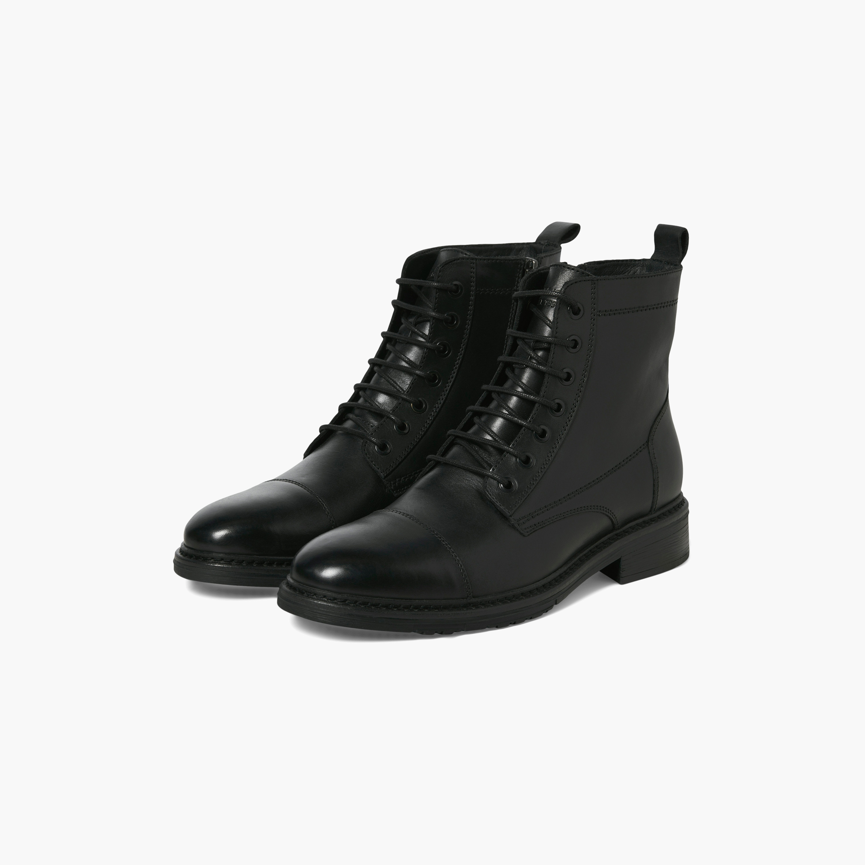 حذاء بوت رجالي برباط حتى الكاحل من جاك آند جونز | 12280227-men-shoes-boots-image-4