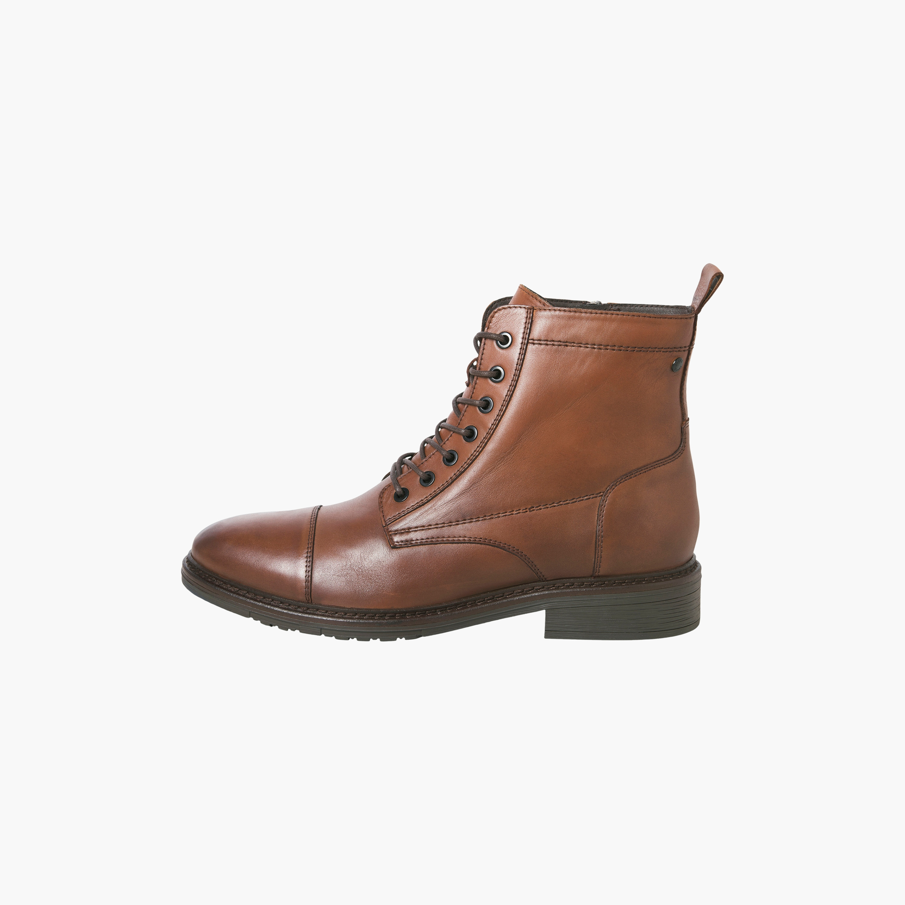 حذاء بوت رجالي برباط حتى الكاحل من جاك آند جونز | 12280227-men-shoes-boots-image-9