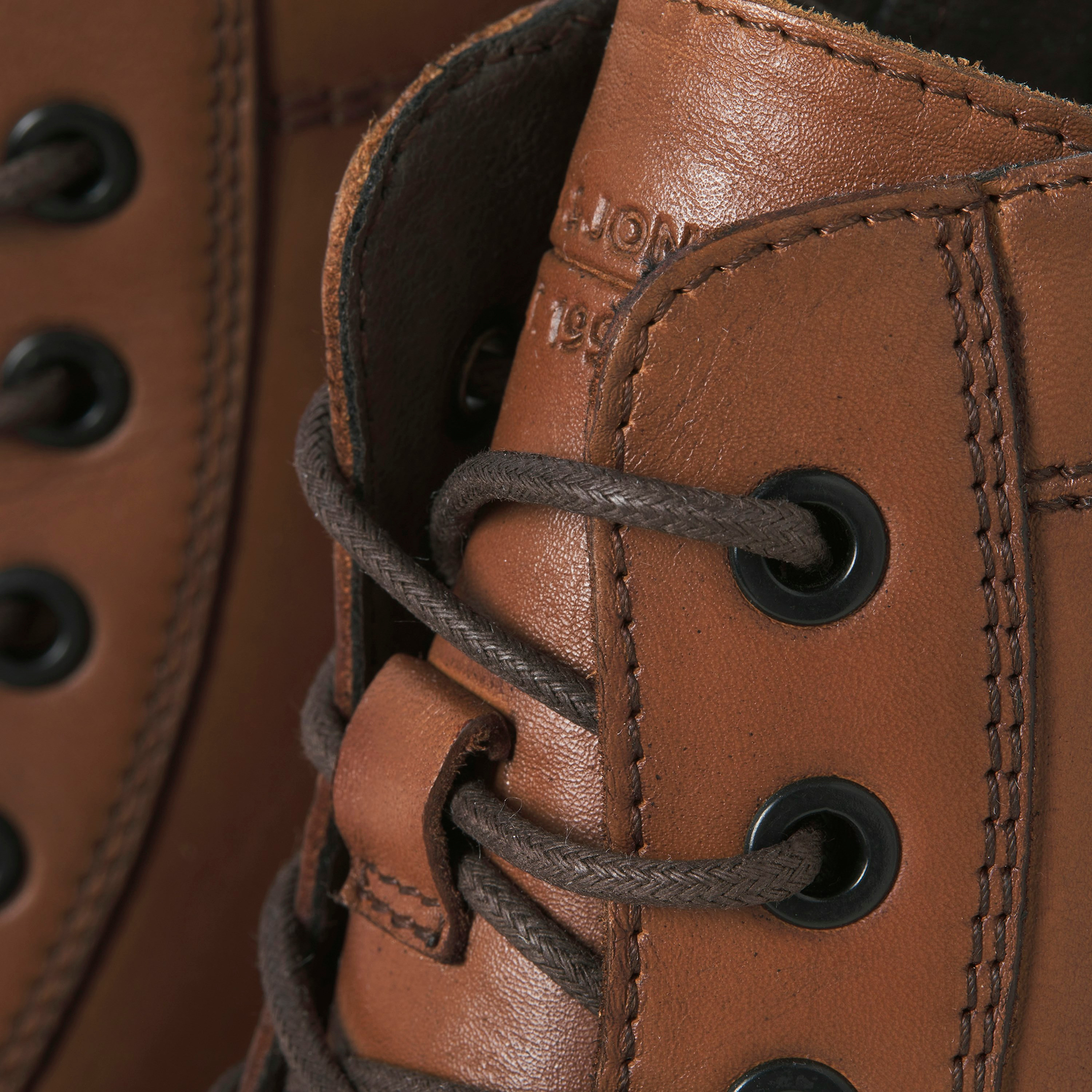 حذاء بوت رجالي برباط حتى الكاحل من جاك آند جونز | 12280227-men-shoes-boots-image-13