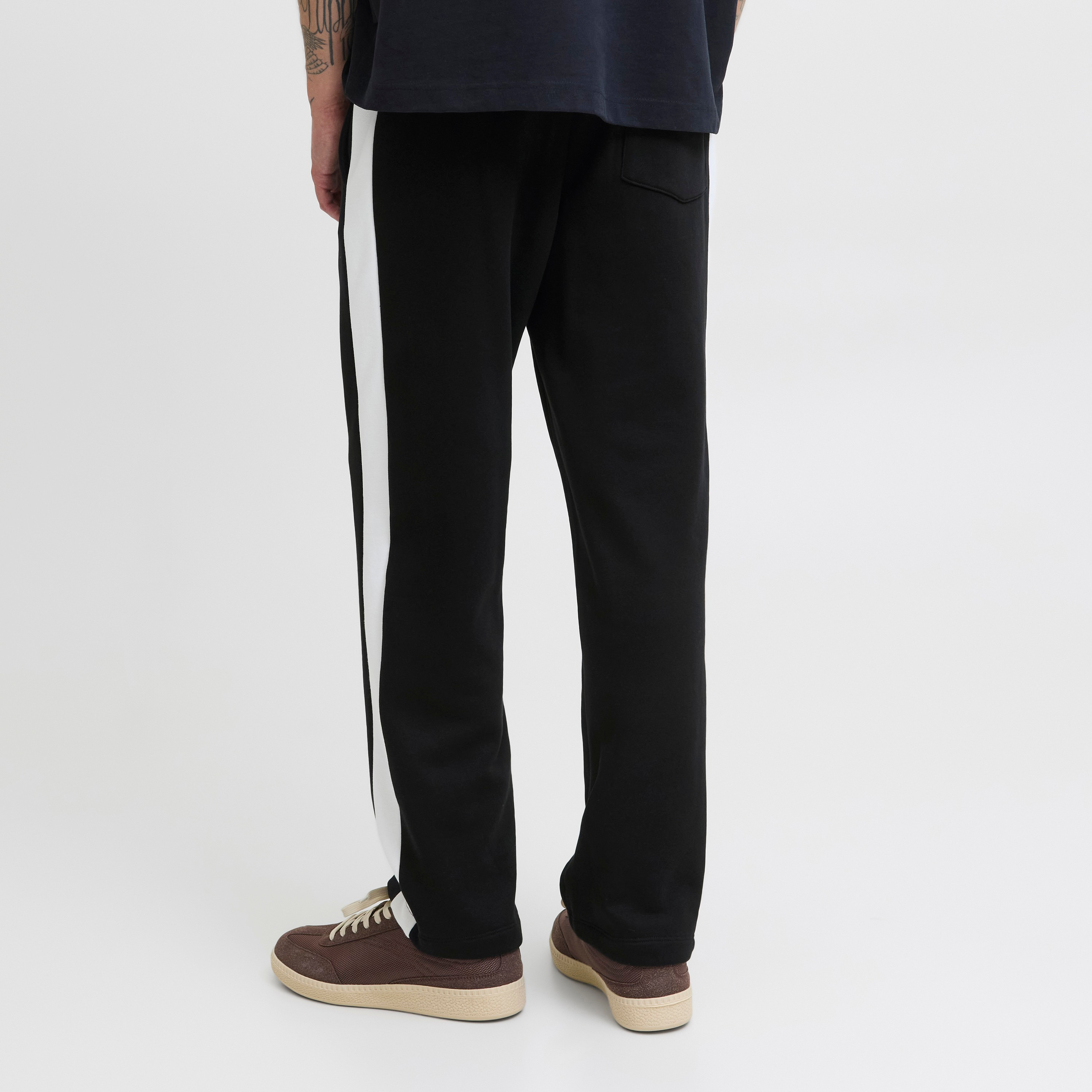 Jack & Jones Plain Mid Rise Drawstring Men's Sweatpants-men-clothing-bottoms-joggers-image-4