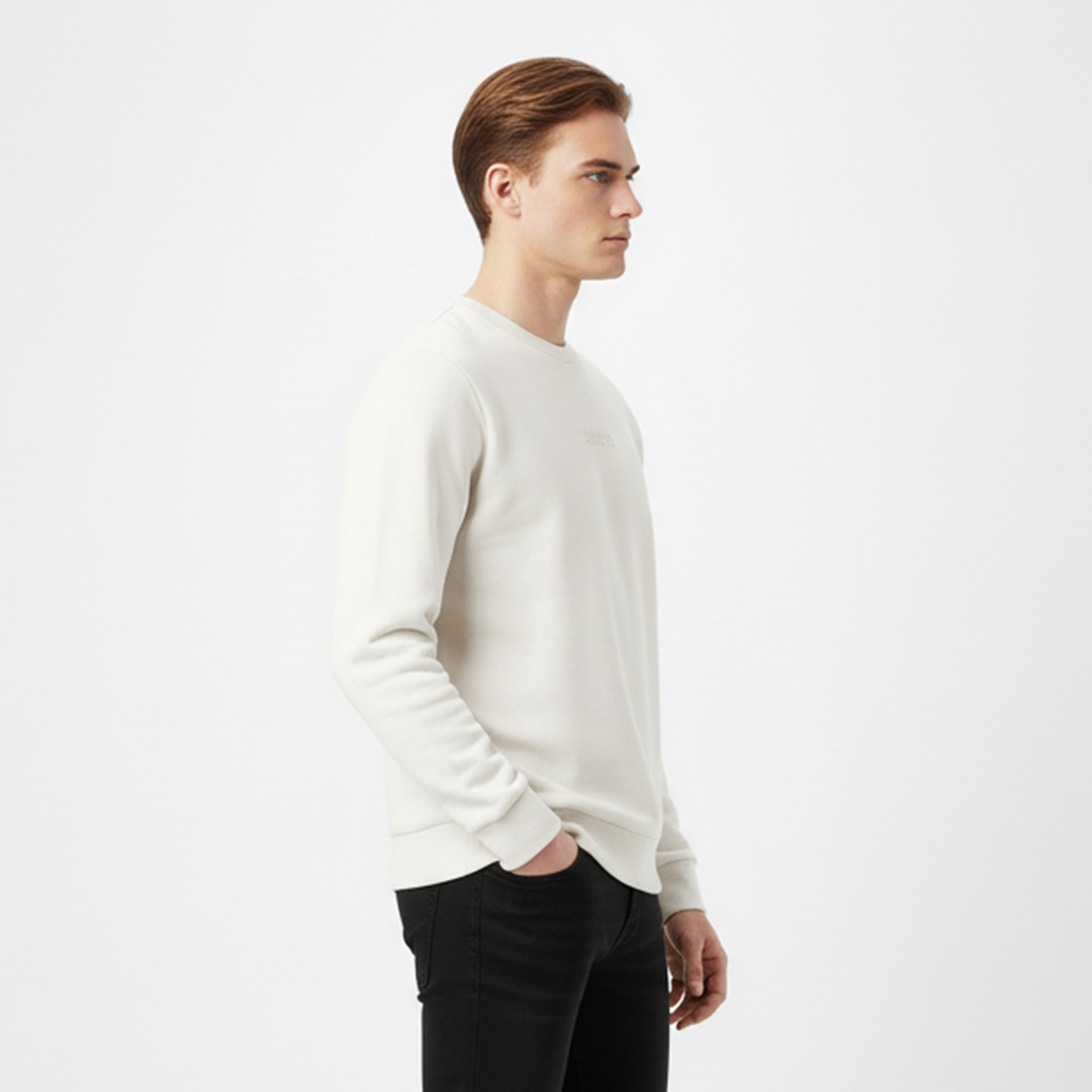 سويت شيرت رجالي جاك آند جونز سادة بياقة مستديرة وأكمام طويلة-men-winterwear-hoodiesandsweatshirts-image-6