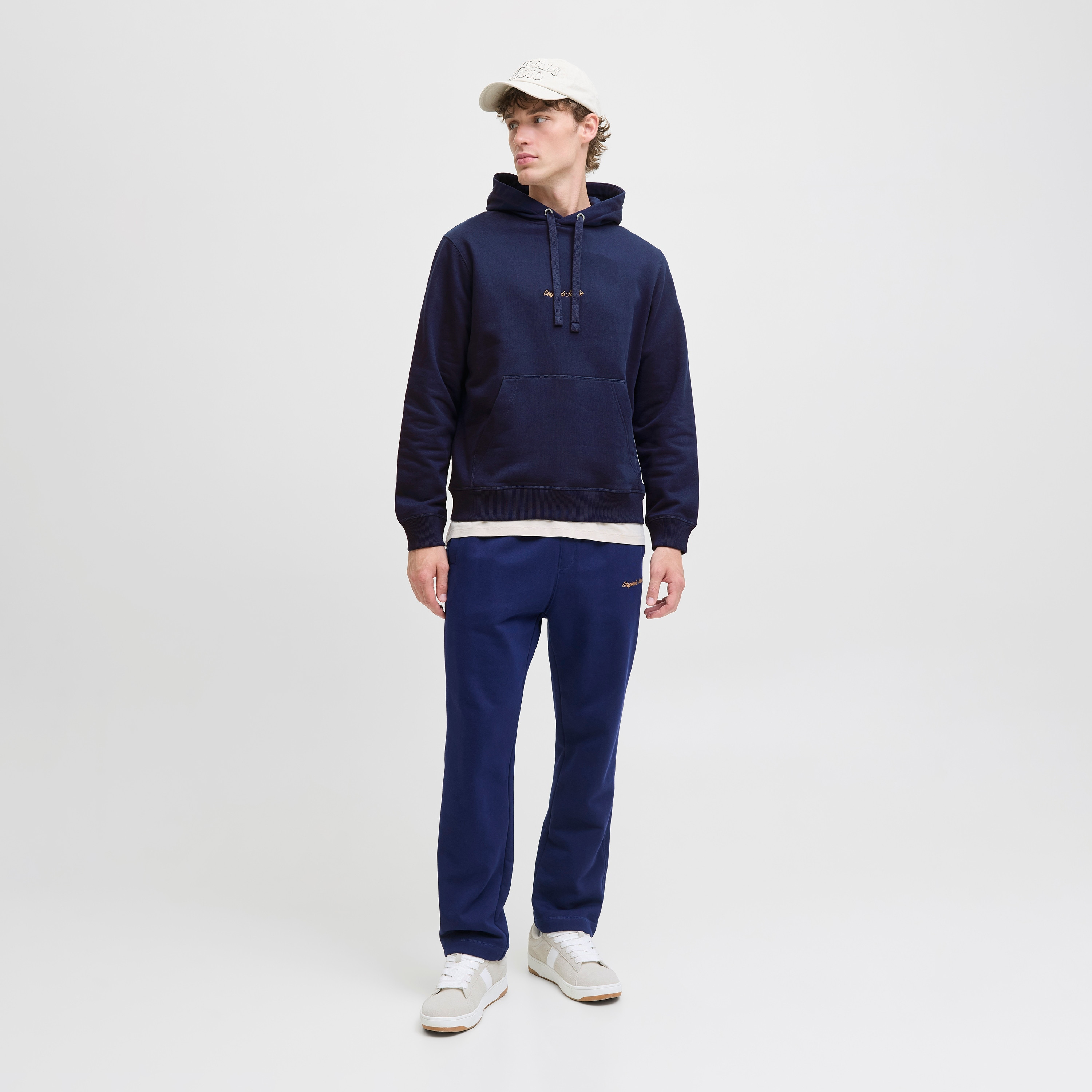 Jack & Jones Plain Hooded Neck Long Sleeves Men's Sweatshirt-men-winterwear-hoodiesandsweatshirts-image-2