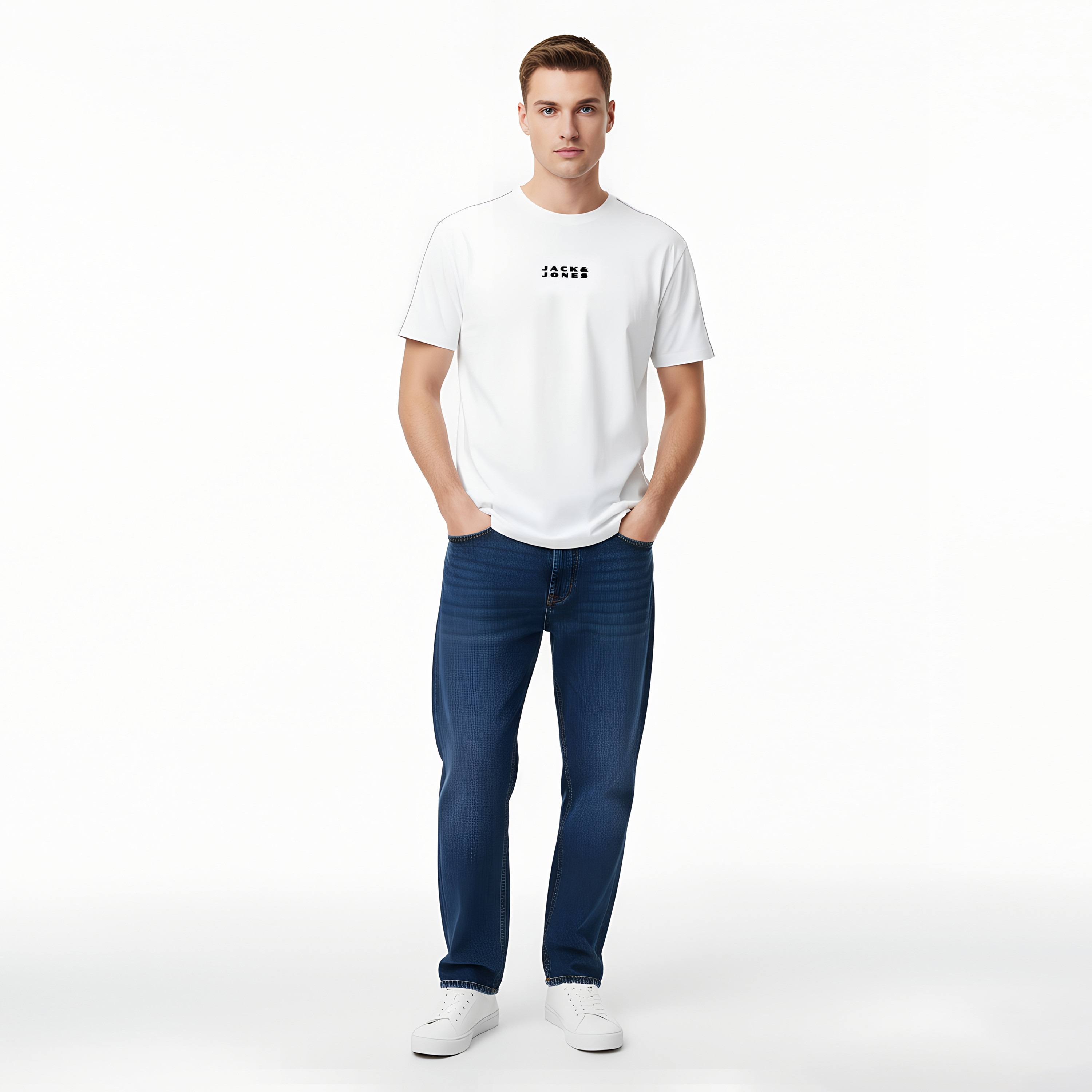 تيشيرت رجالي سادة بياقة دائرية وأكمام قصيرة من جاك ان جونز-men-clothing-tshirtsandpolos-tshirts-image-5