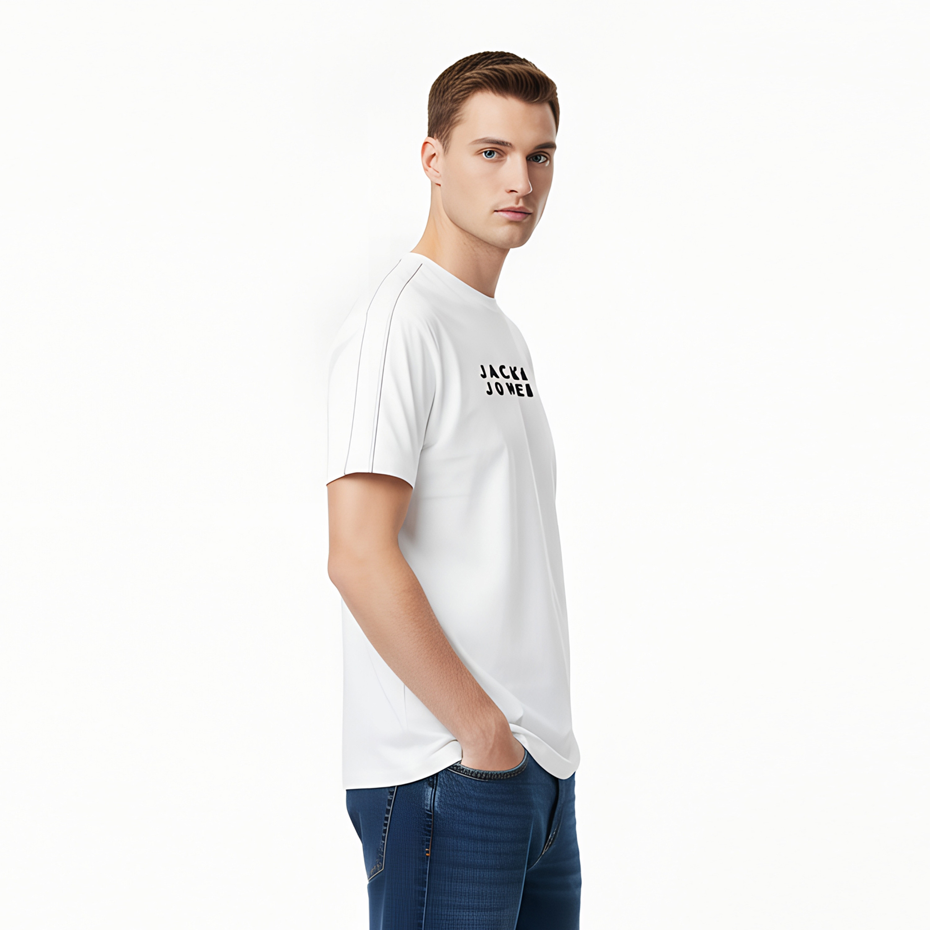 تيشيرت رجالي سادة بياقة دائرية وأكمام قصيرة من جاك ان جونز-men-clothing-tshirtsandpolos-tshirts-image-6