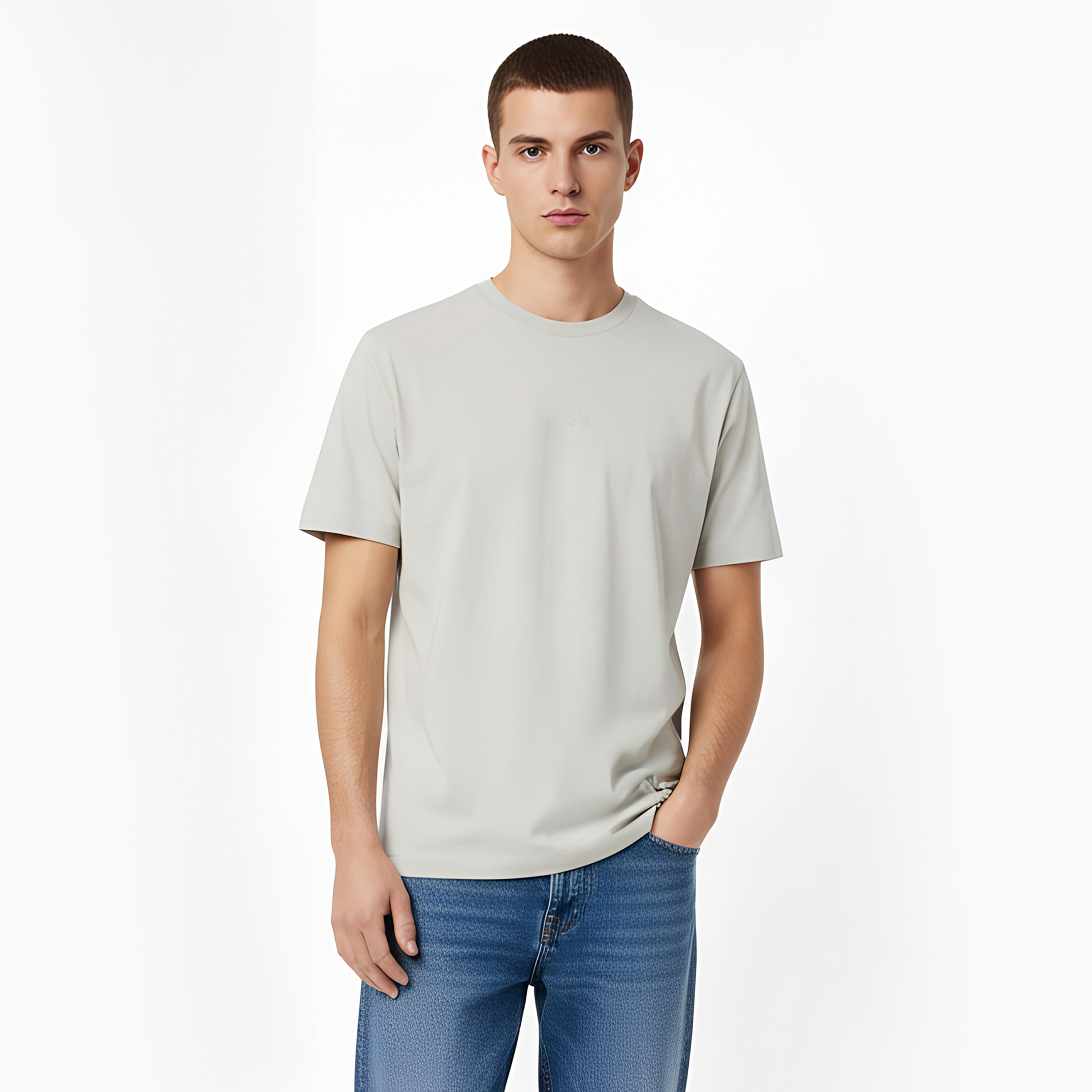 تيشيرت رجالي سادة بياقة دائرية وأكمام قصيرة من جاك ان جونز-men-clothing-tshirtsandpolos-tshirts-image-7