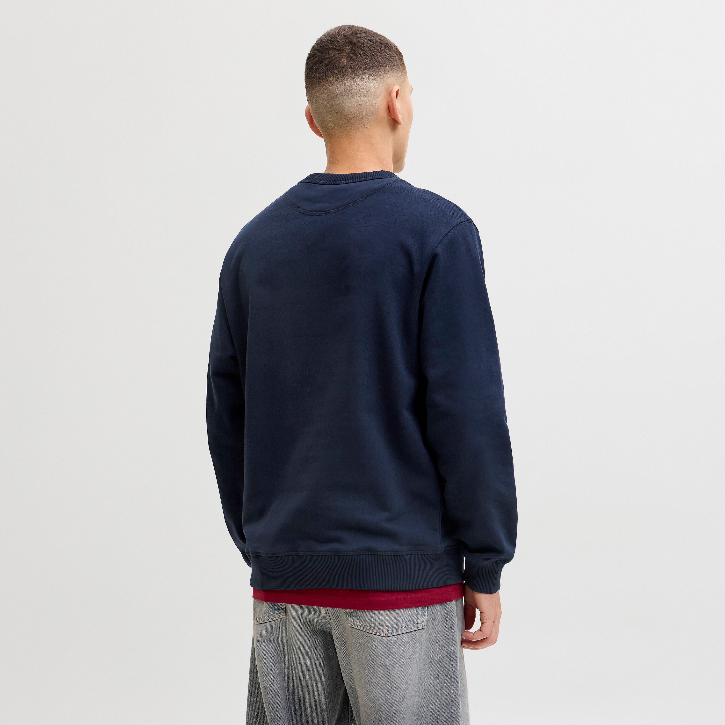 Jack & Jones Plain Crew Neck Long Sleeves Men's Sweatshirt-men-winterwear-hoodiesandsweatshirts-image-4