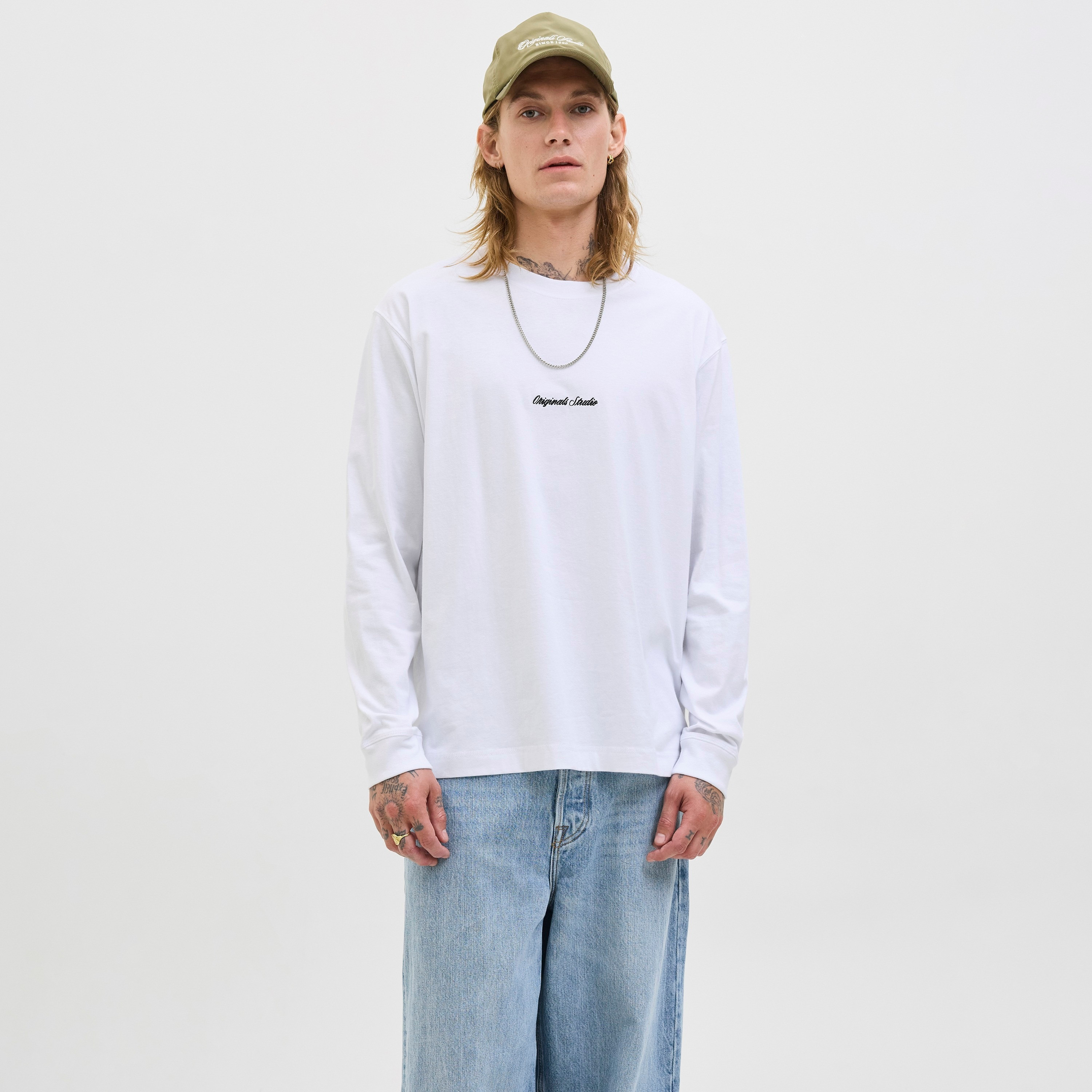 تيشيرت رجالي سادة بياقة دائرية وأكمام طويلة من جاك ان جونز-men-clothing-tshirtsandpolos-tshirts-image-5