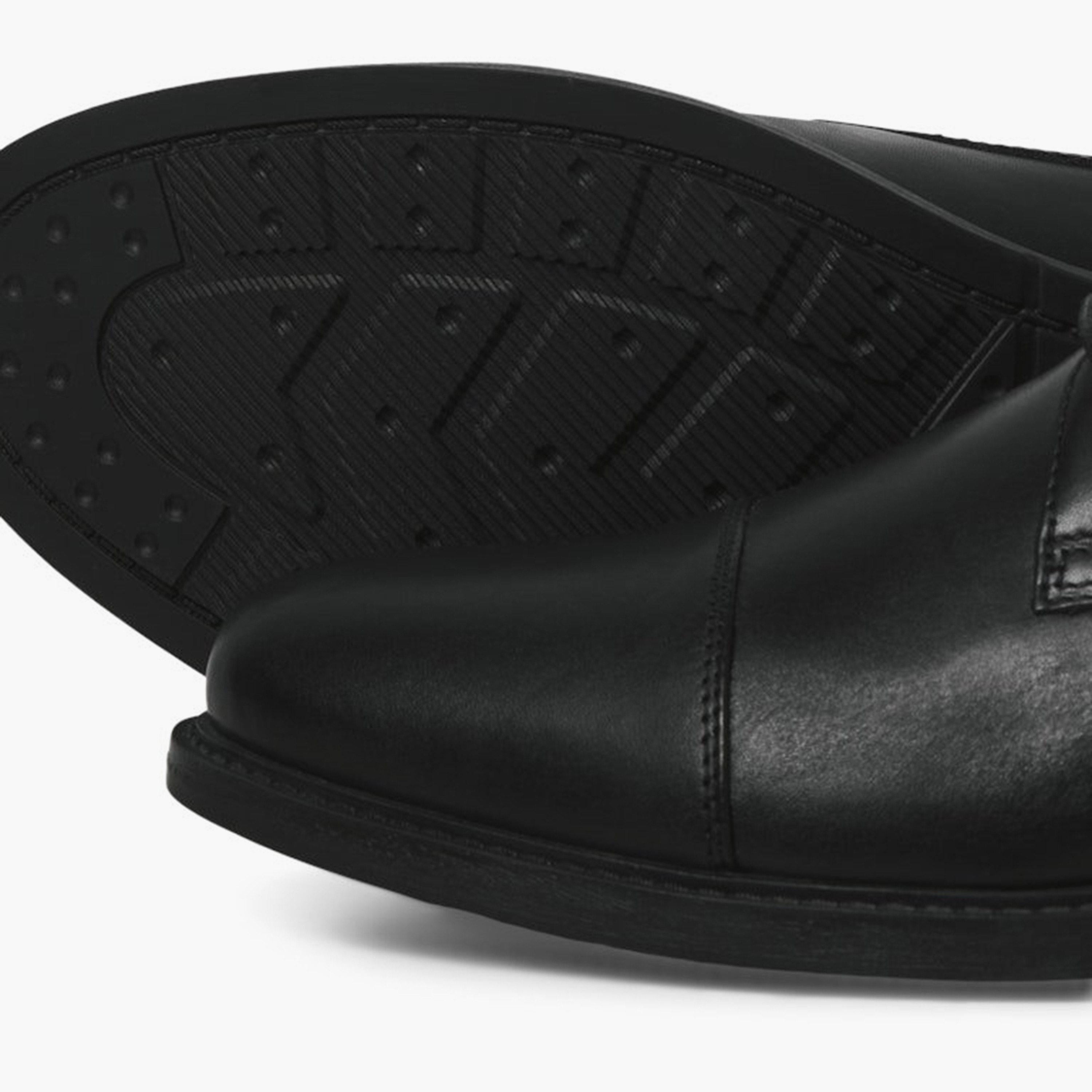 حذاء "أوكسفورد" رجالي برباط من جاك آند جونز-men-shoes-formalshoes-image-10