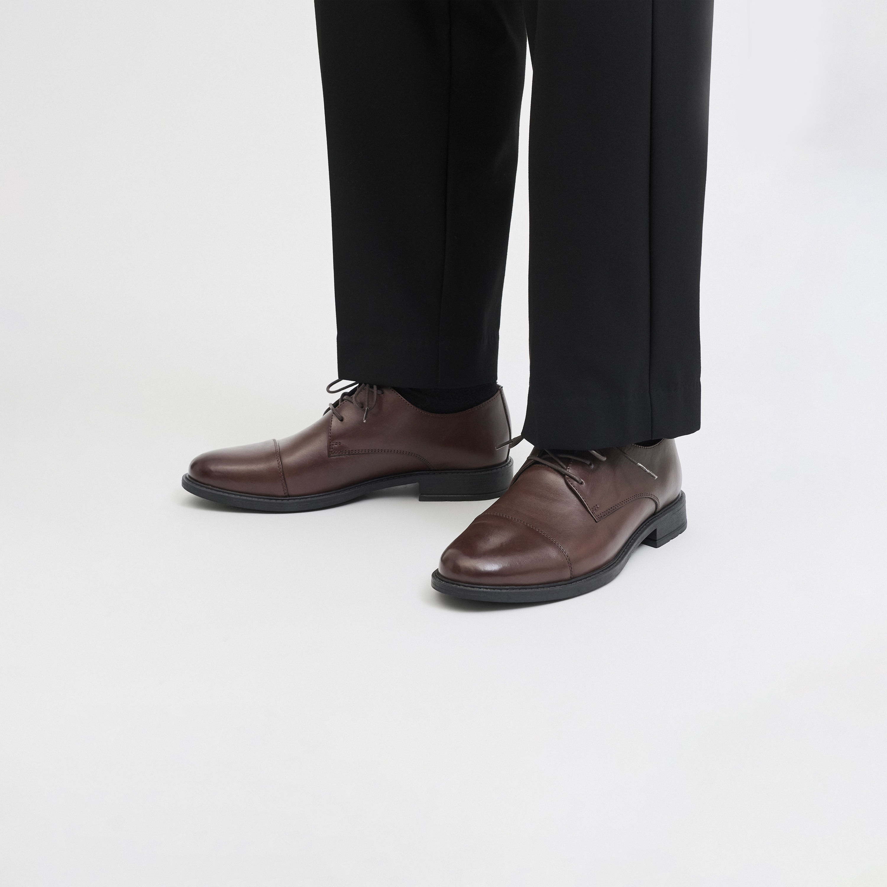 حذاء ديربي رجالي برباط وكاحل منخفض من جاك آند جونز | 12283812-men-shoes-formalshoes-image-7