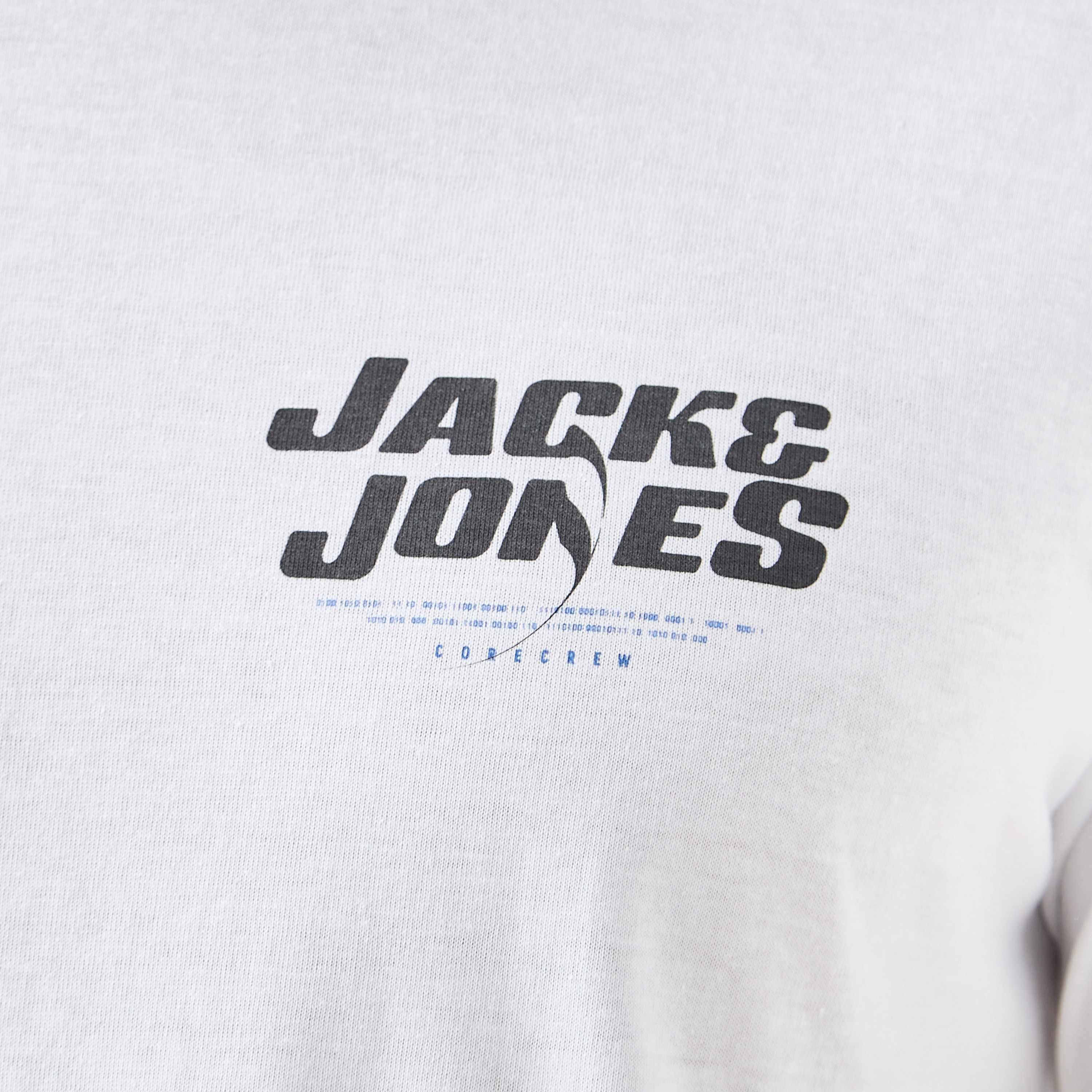 تيشيرت سادة بياقة ضيقة وأكمام قصيرة من جاك آند جونز-men-clothing-tshirtsandpolos-tshirts-image-5
