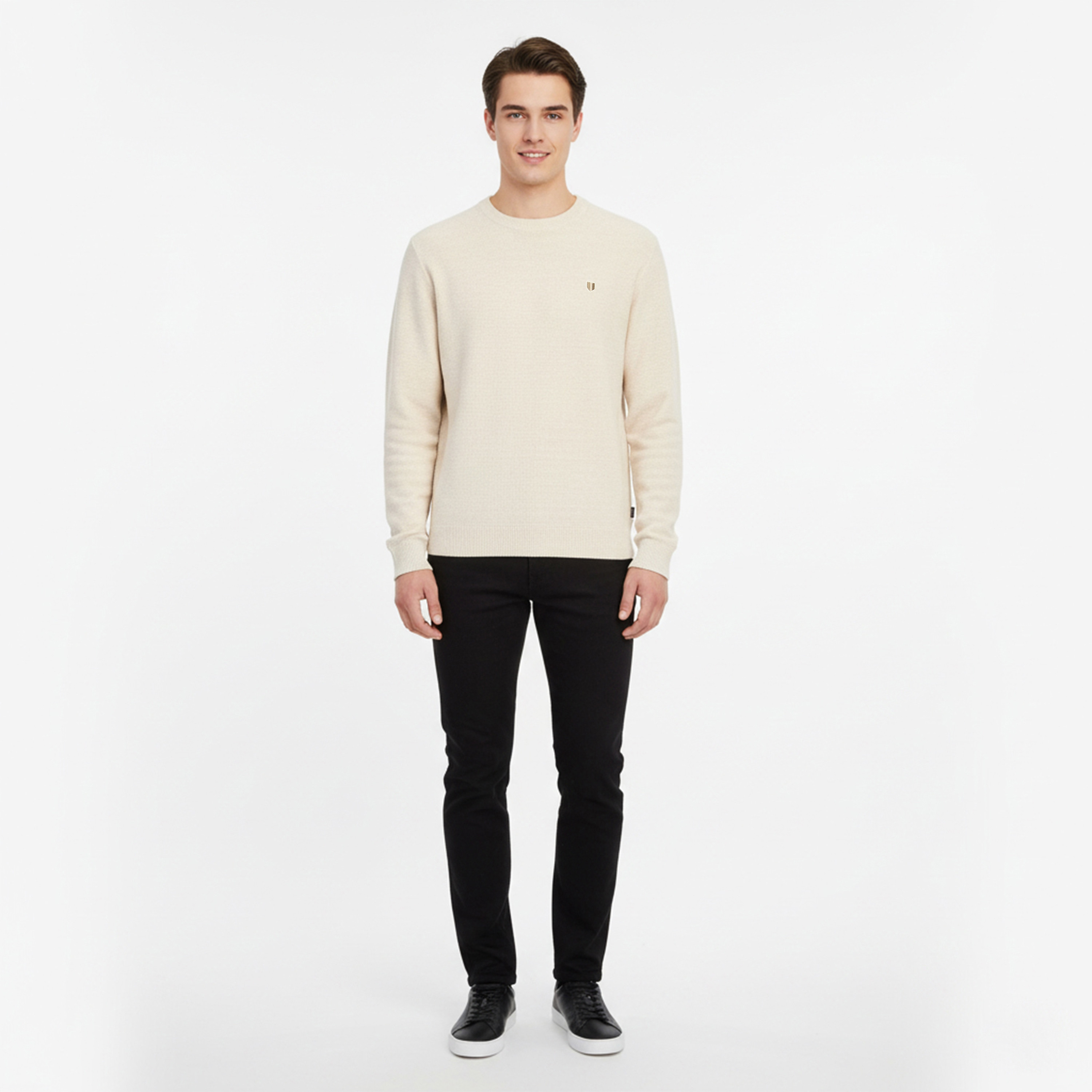 كنزة صوفية (بلوفر) رجالية جاك آند جونز بملمس وبياقة مستديرة وأكمام طويلة-men-clothing-sweatersandpullovers-image-8