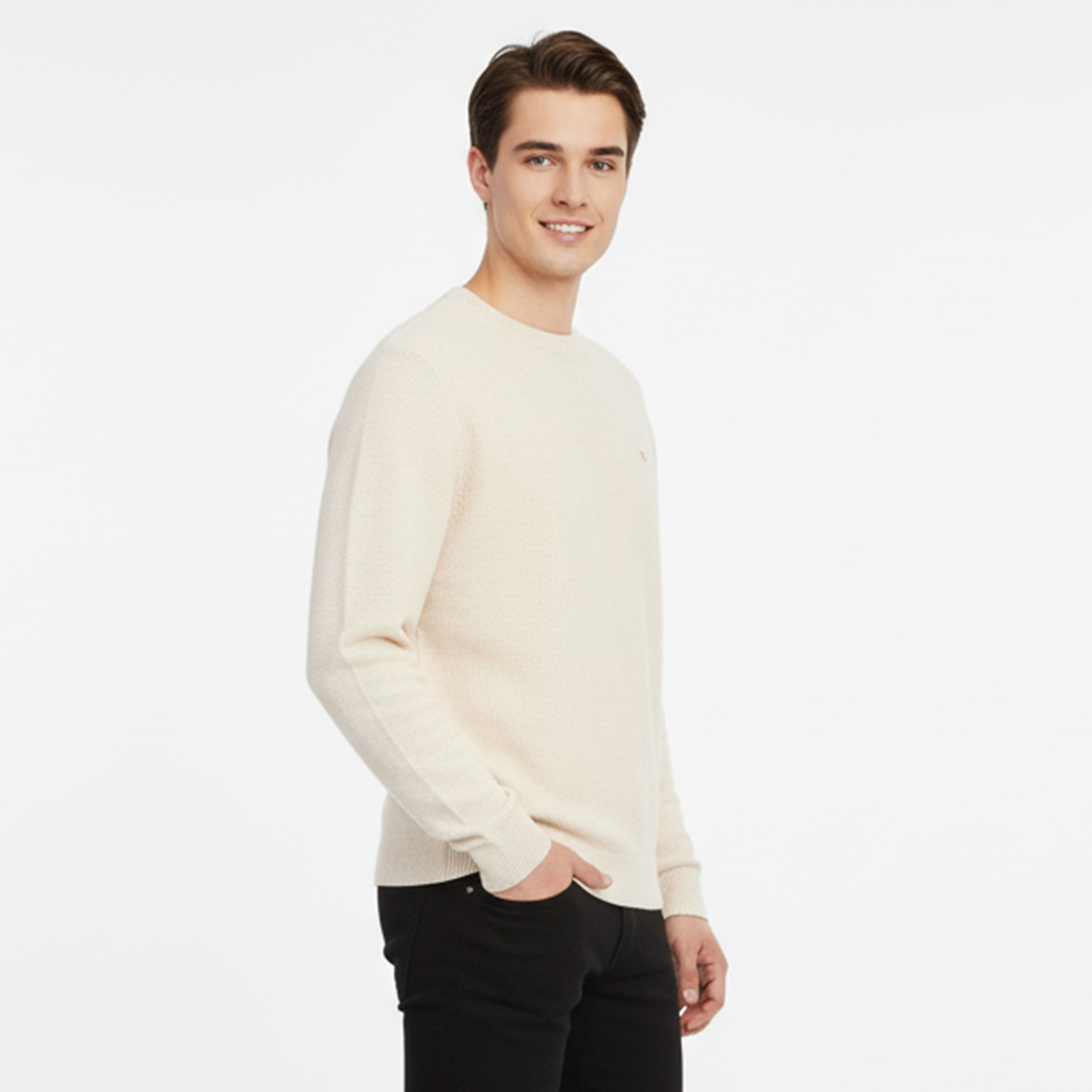 كنزة صوفية (بلوفر) رجالية جاك آند جونز بملمس وبياقة مستديرة وأكمام طويلة-men-clothing-sweatersandpullovers-image-9
