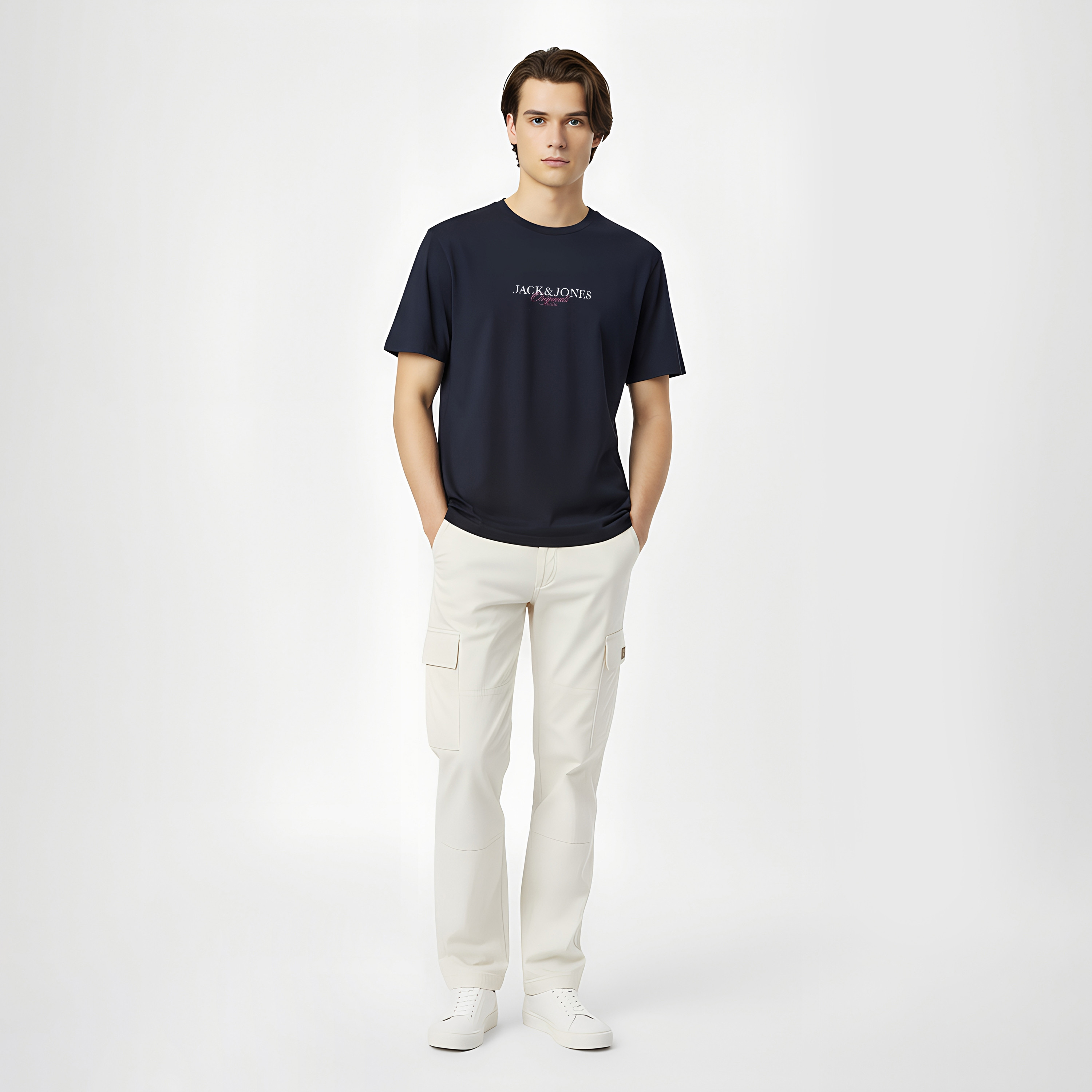 تي شيرت رجالي بأكمام قصيرة ورقبة دائرية وشعار من جاك اند جونز-men-clothing-tshirtsandpolos-tshirts-image-2