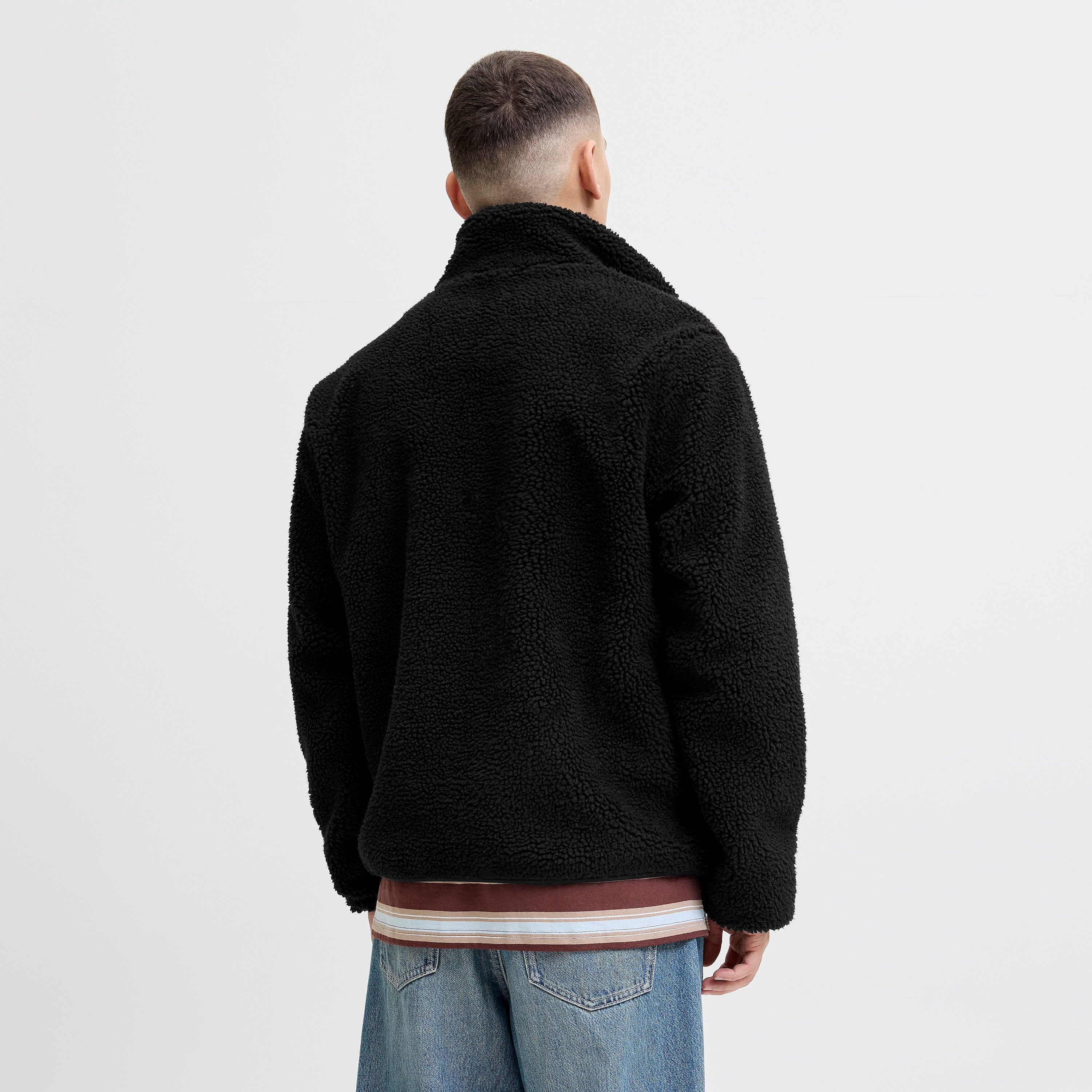 جاكيت تيدي رجالي جاك آند جونز صوفي بياقة عالية قائمة وأكمام طويلة-men-clothing-jacketsandblazers-jackets-image-4