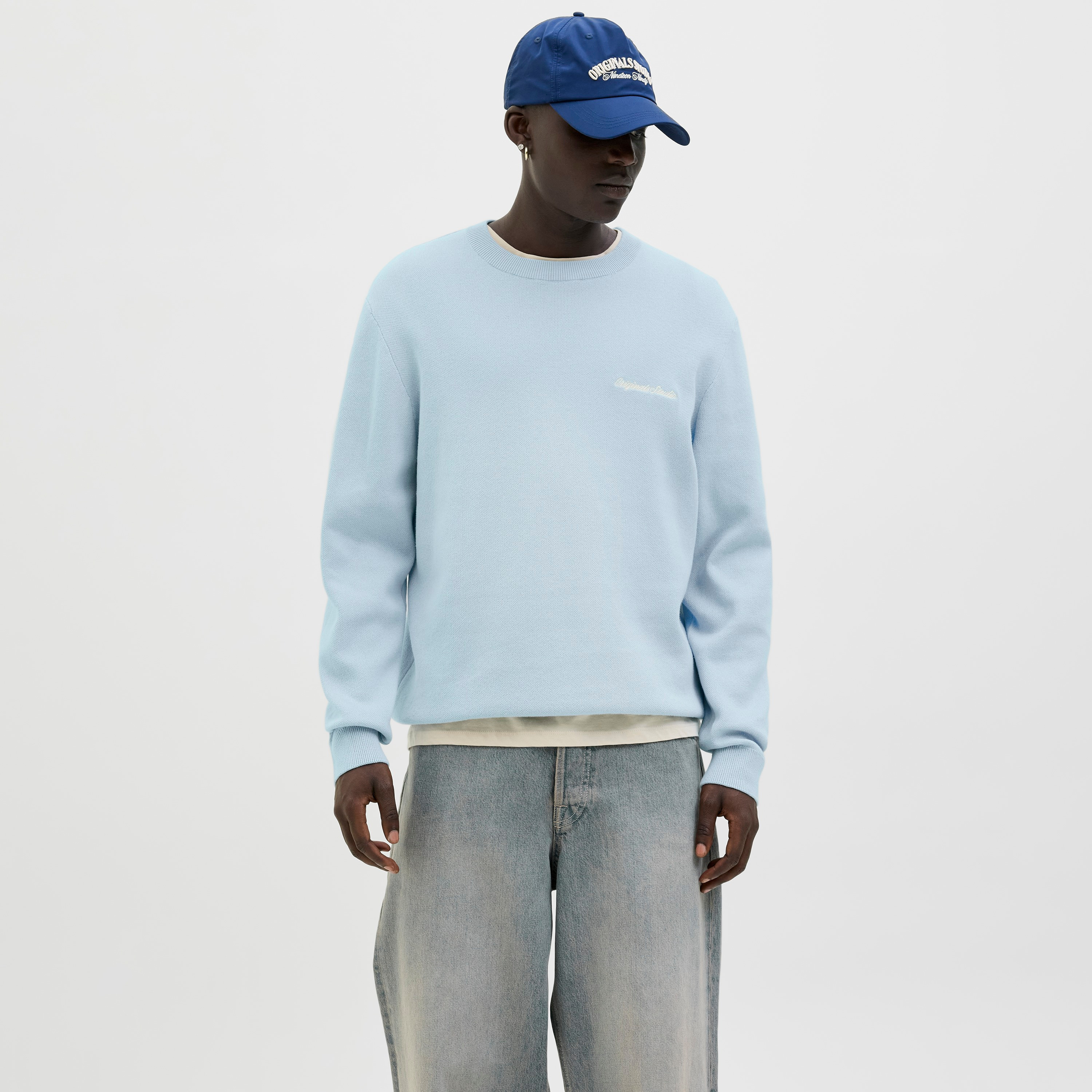 كنزة صوفية (بلوفر) رجالية جاك آند جونز بملمس وبياقة مستديرة وأكمام طويلة-men-clothing-sweatersandpullovers-image-9