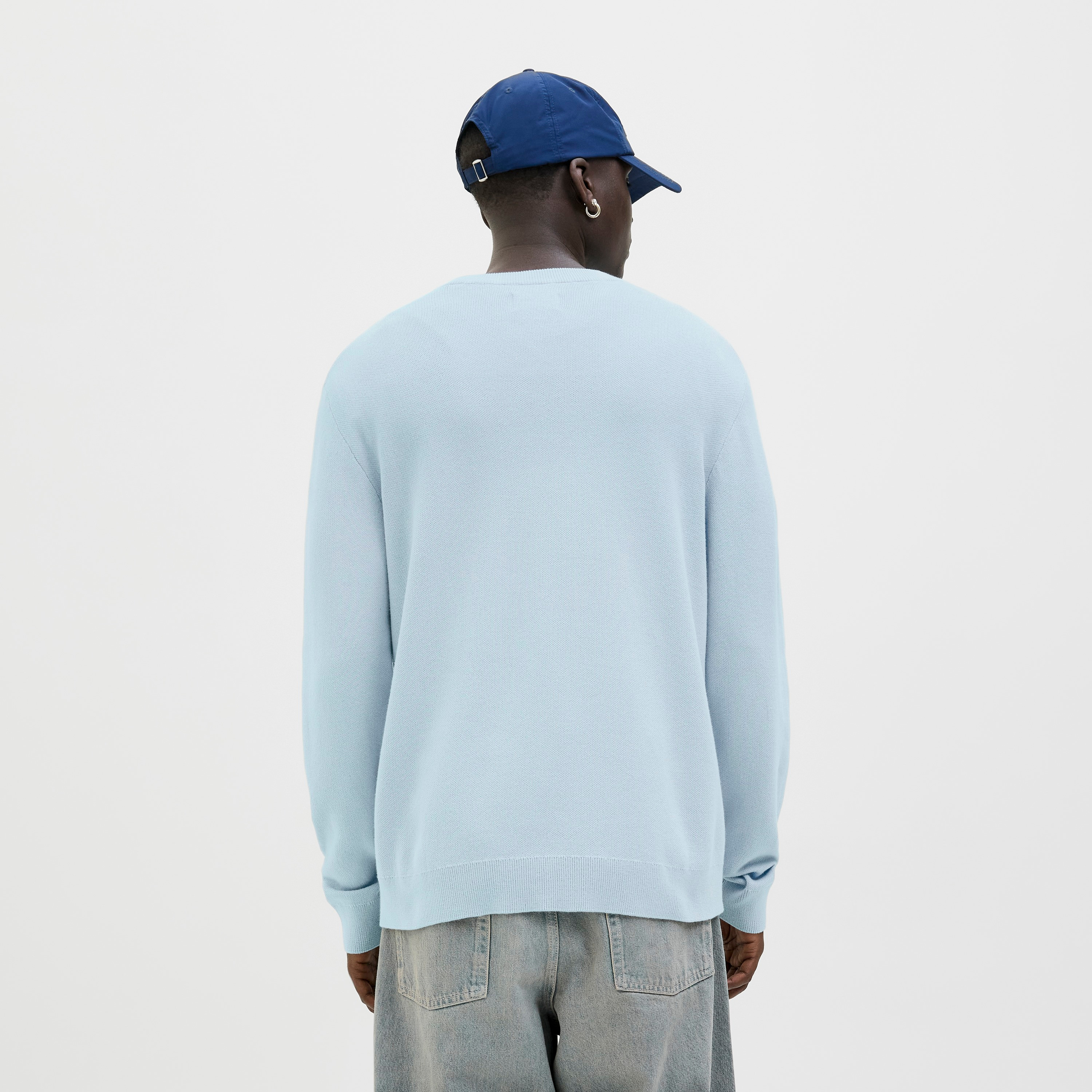 كنزة صوفية (بلوفر) رجالية جاك آند جونز بملمس وبياقة مستديرة وأكمام طويلة-men-clothing-sweatersandpullovers-image-12