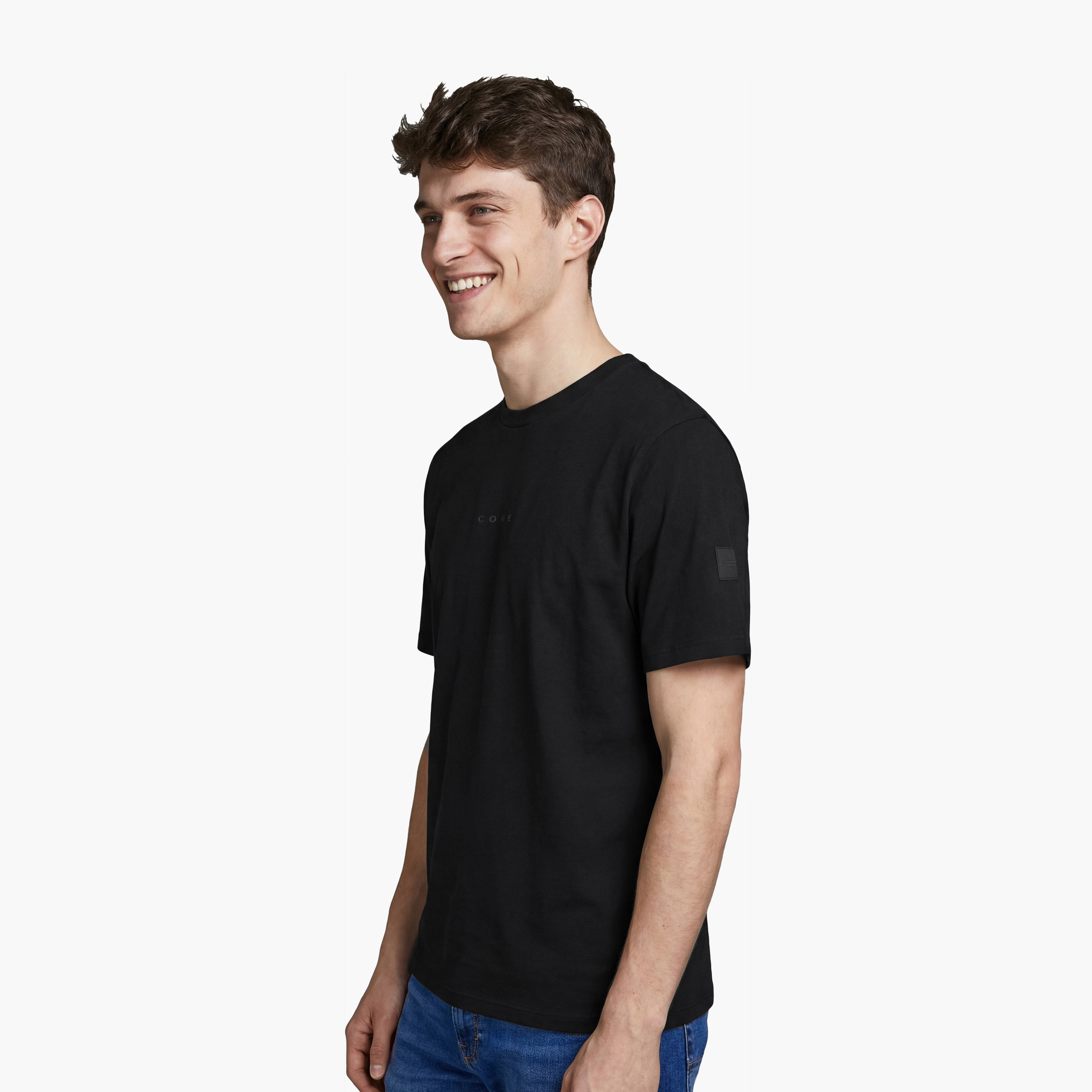 تيشيرت رجالي سادة بياقة دائرية وأكمام قصيرة من جاك ان جونز-men-clothing-tshirtsandpolos-tshirts-image-3