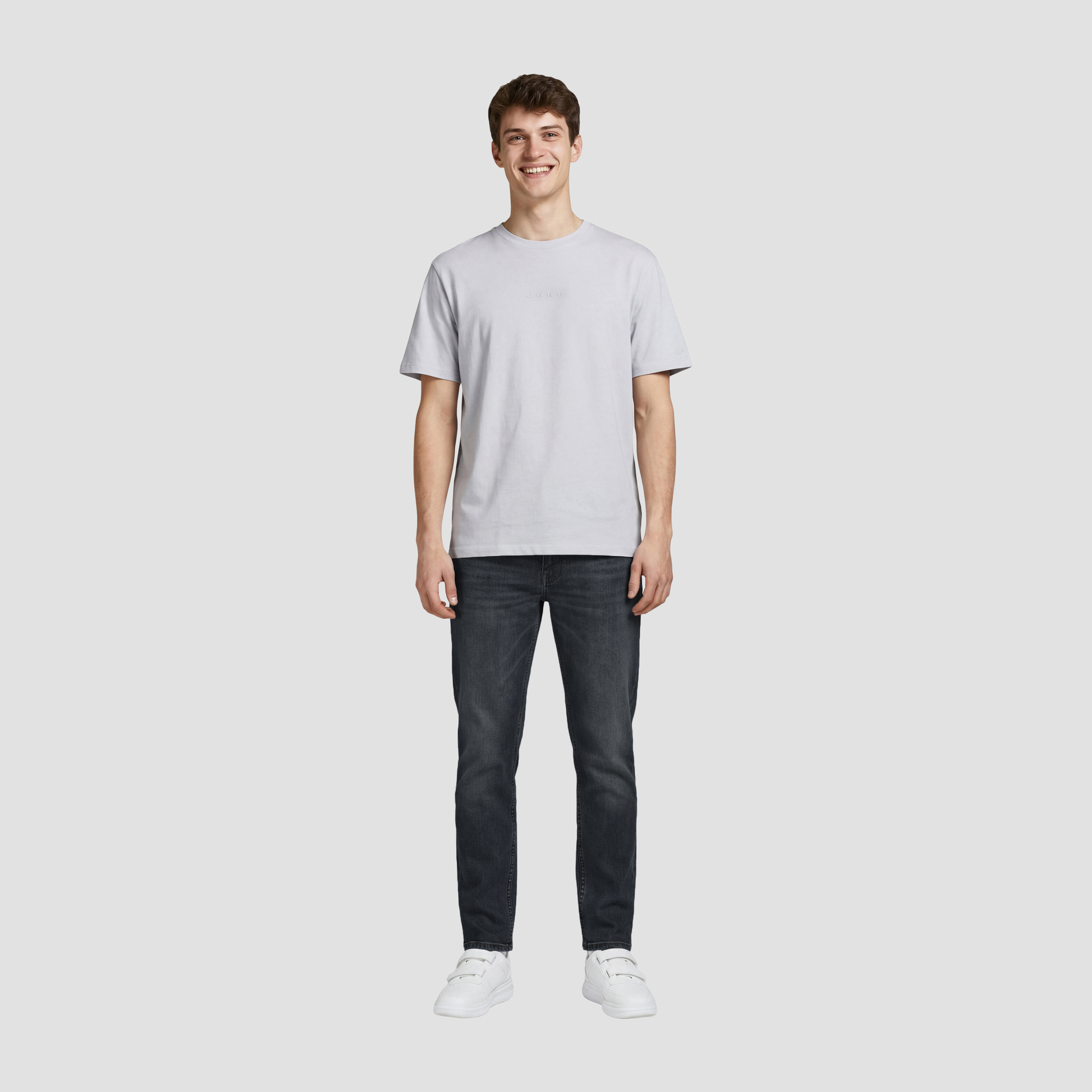 تيشيرت رجالي سادة بياقة دائرية وأكمام قصيرة من جاك ان جونز-men-clothing-tshirtsandpolos-tshirts-image-6
