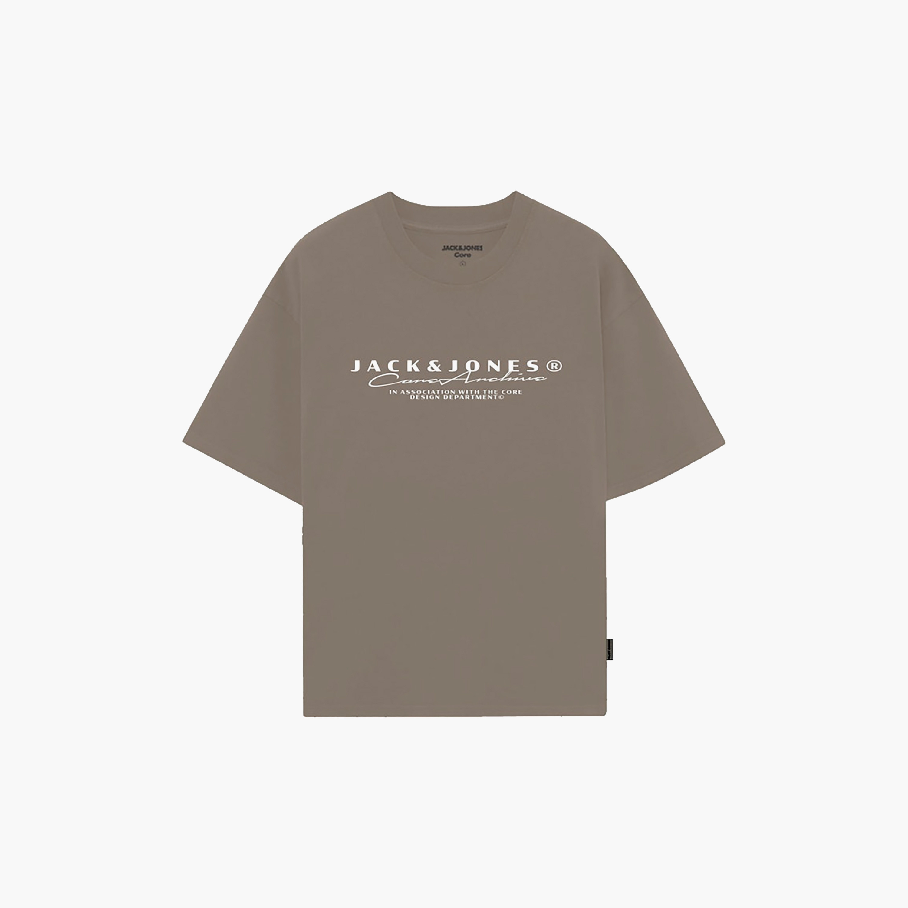 تيشيرت رجالي مطبوع برسومات بياقة دائرية وأكمام قصيرة من جاك آند جونز-men-clothing-tshirtsandpolos-tshirts-image-12
