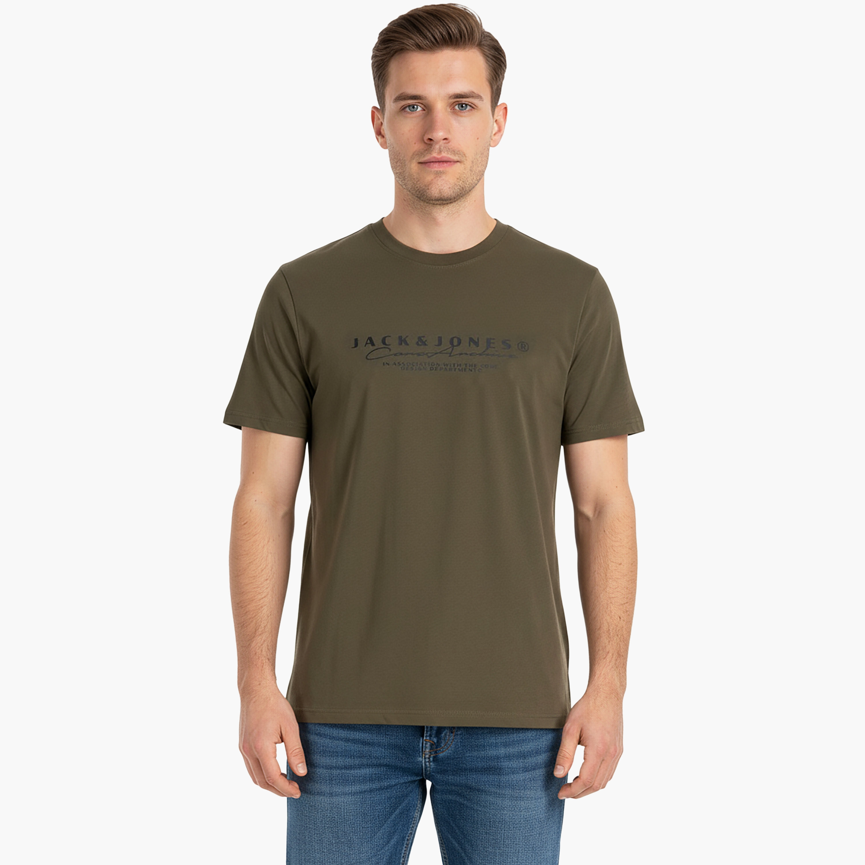 تيشيرت رجالي مطبوع برسومات بياقة دائرية وأكمام قصيرة من جاك آند جونز-men-clothing-tshirtsandpolos-tshirts-image-13