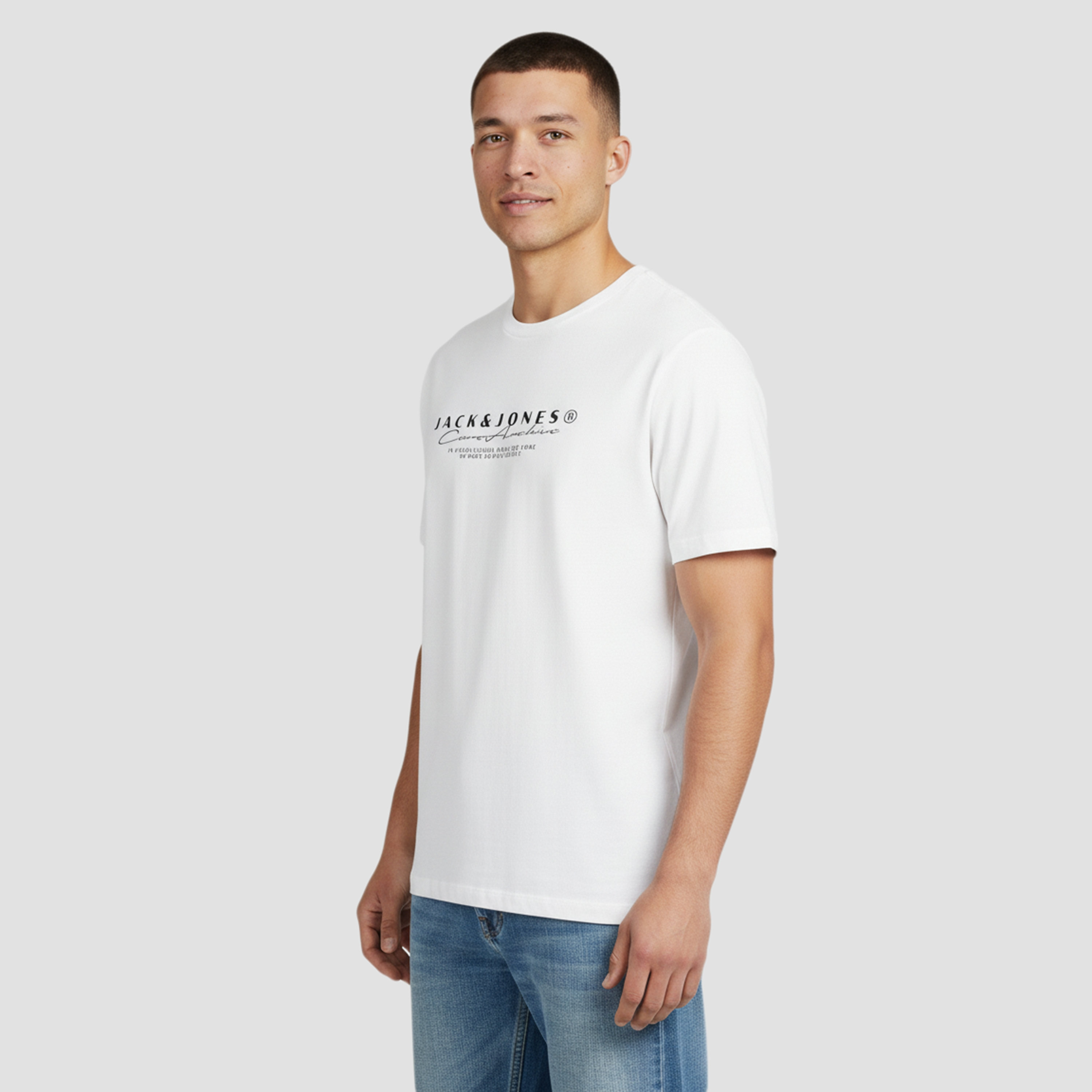 تيشيرت رجالي مطبوع برسومات بياقة دائرية وأكمام قصيرة من جاك آند جونز-men-clothing-tshirtsandpolos-tshirts-image-7