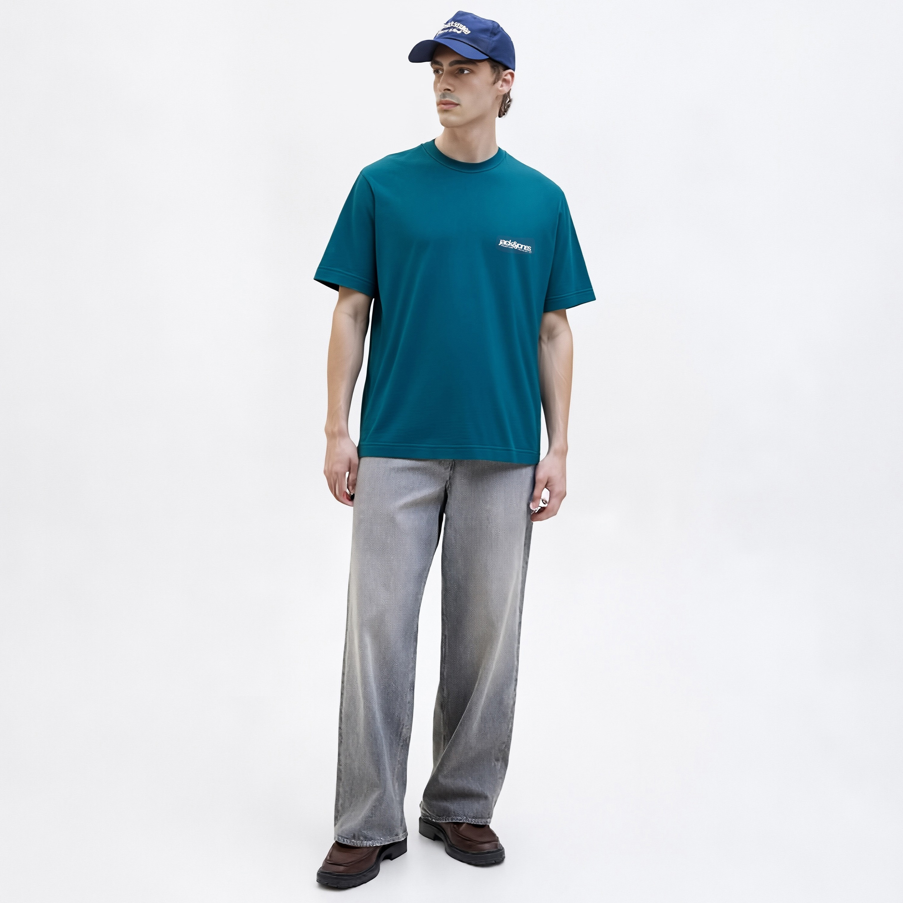 تيشيرت رجالي مطبوع برسومات بياقة دائرية وأكمام قصيرة من جاك ان جونز-men-clothing-tshirtsandpolos-tshirts-image-12