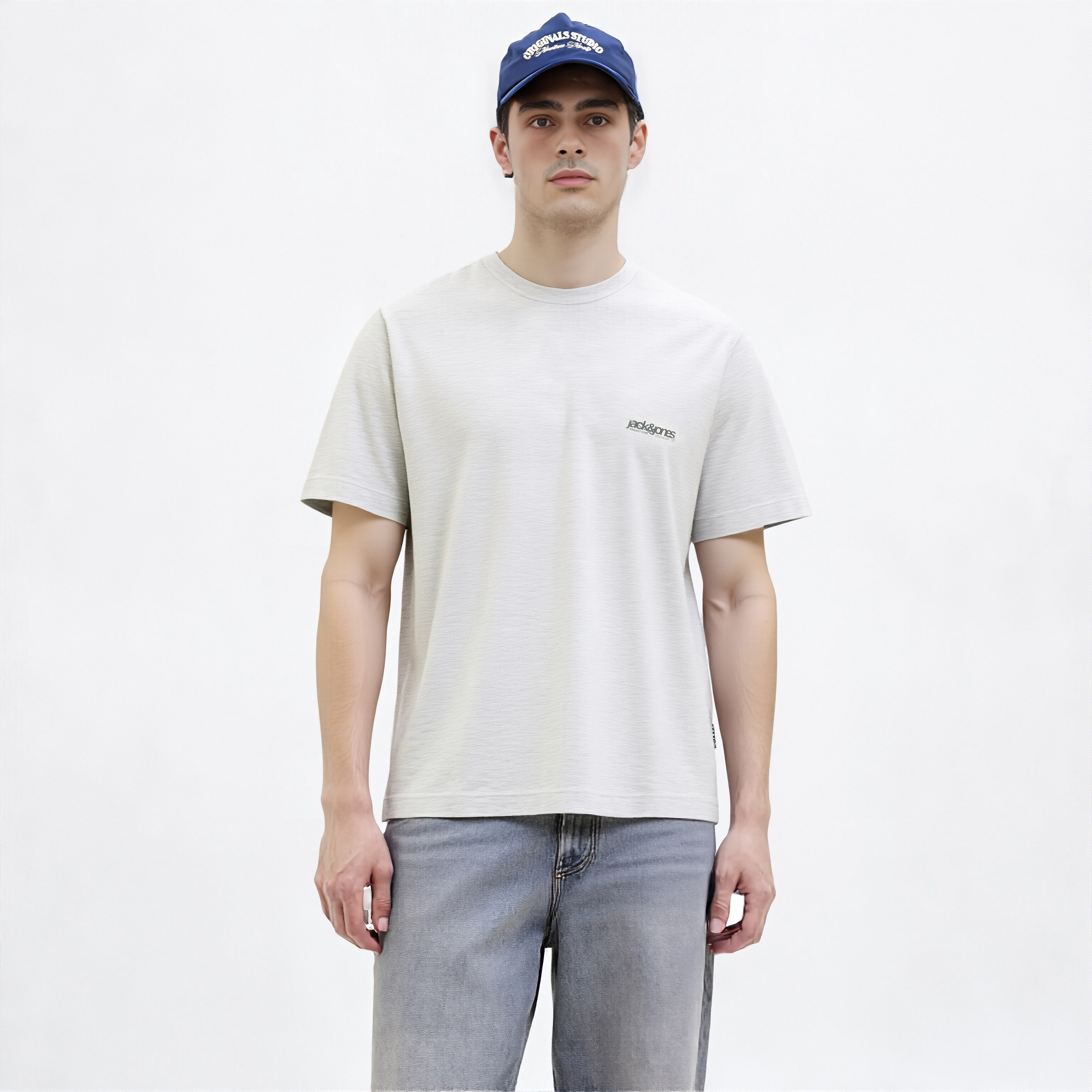 تيشيرت رجالي مطبوع برسومات بياقة دائرية وأكمام قصيرة من جاك ان جونز-men-clothing-tshirtsandpolos-tshirts-image-16