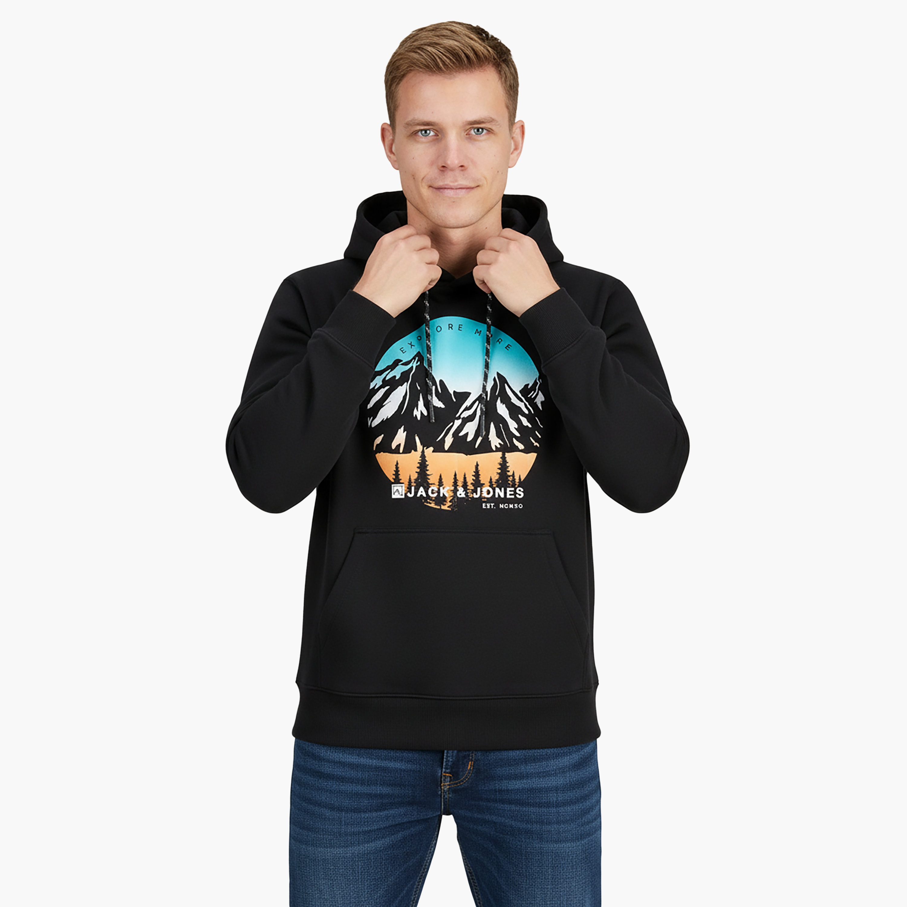 هودي رجالي مطبوع برسومات بأكمام طويلة من جاك آند جونز-men-winterwear-hoodiesandsweatshirts-image-1